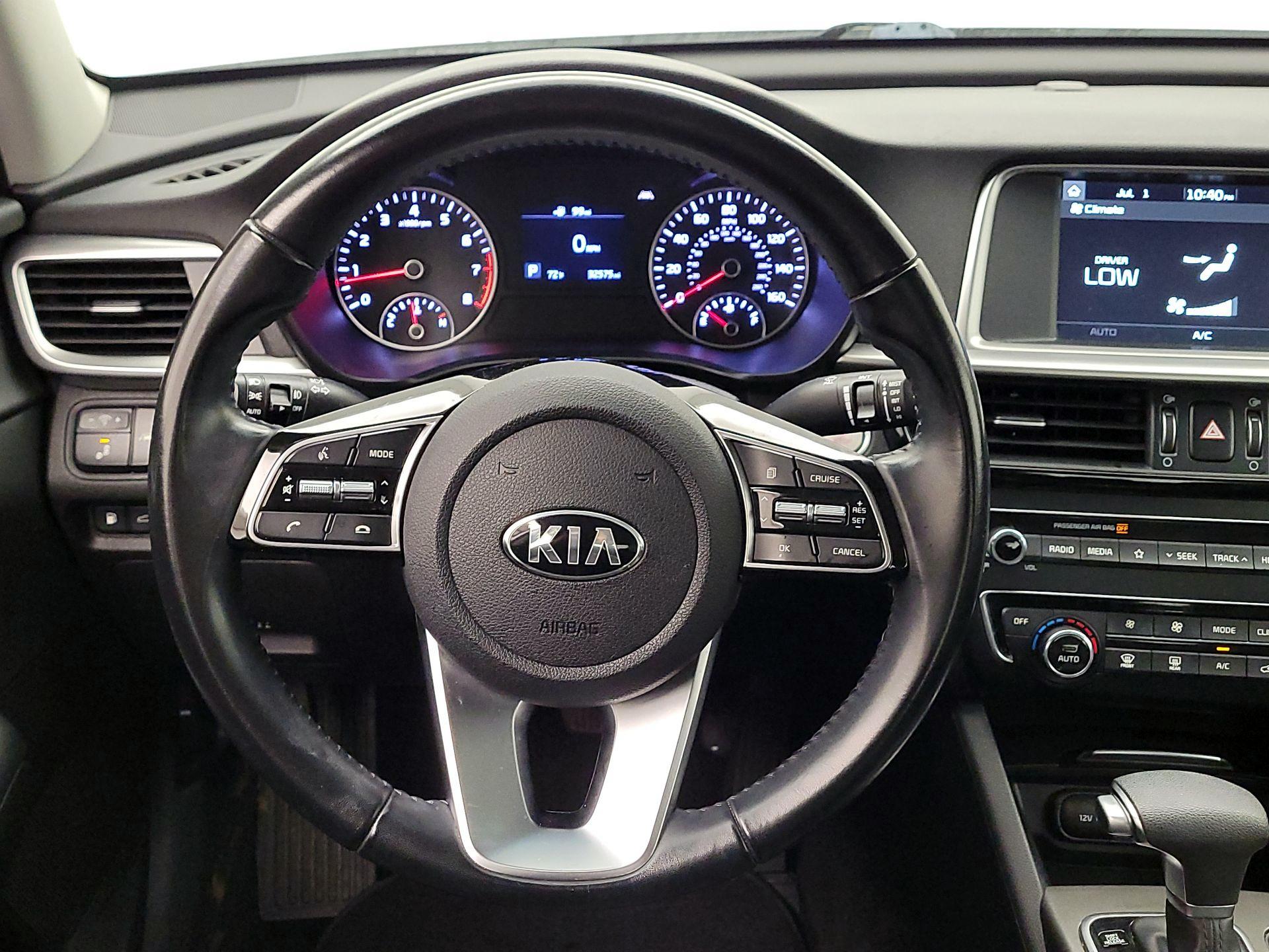 Thumbnail: 2019 Kia Optima - 10