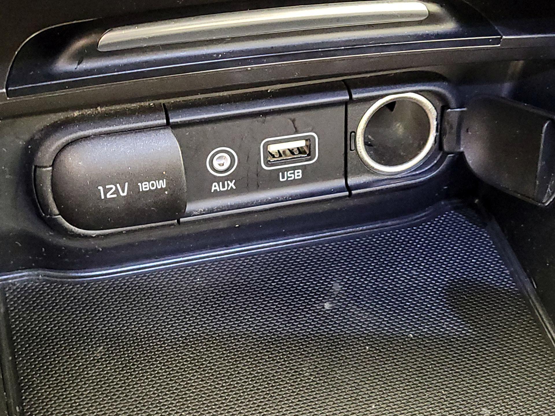 Thumbnail: 2019 Kia Optima - 18