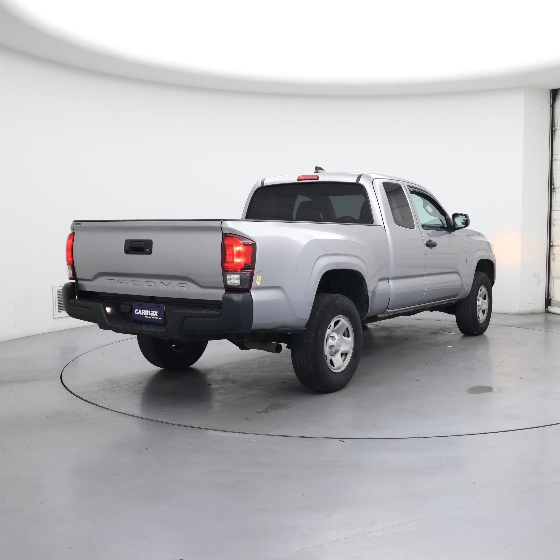 Thumbnail: 2021 Toyota Tacoma - 8