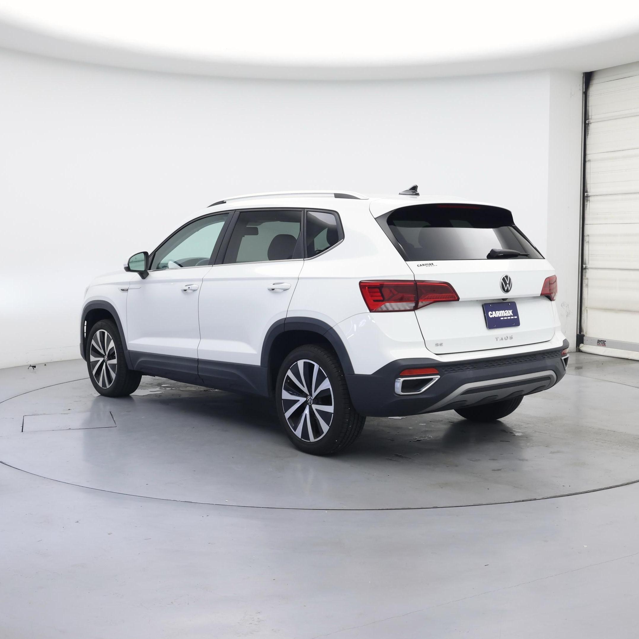 Thumbnail: 2022 Volkswagen Taos - 2
