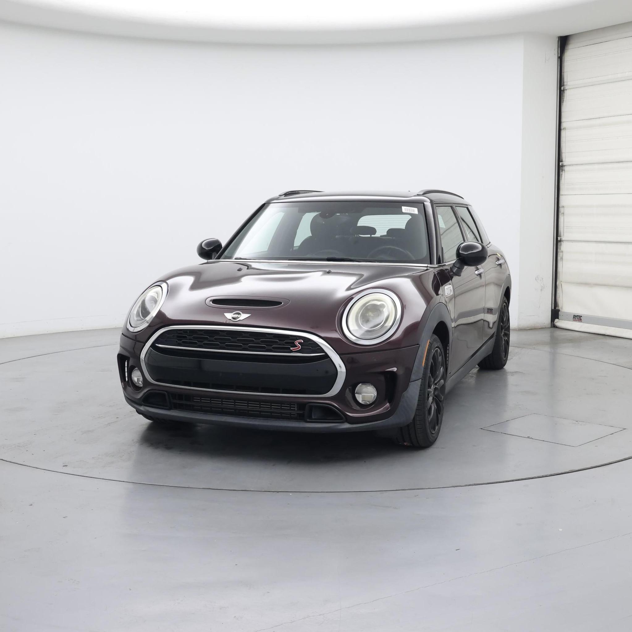 Thumbnail: 2017 MINI Cooper Clubman - 4