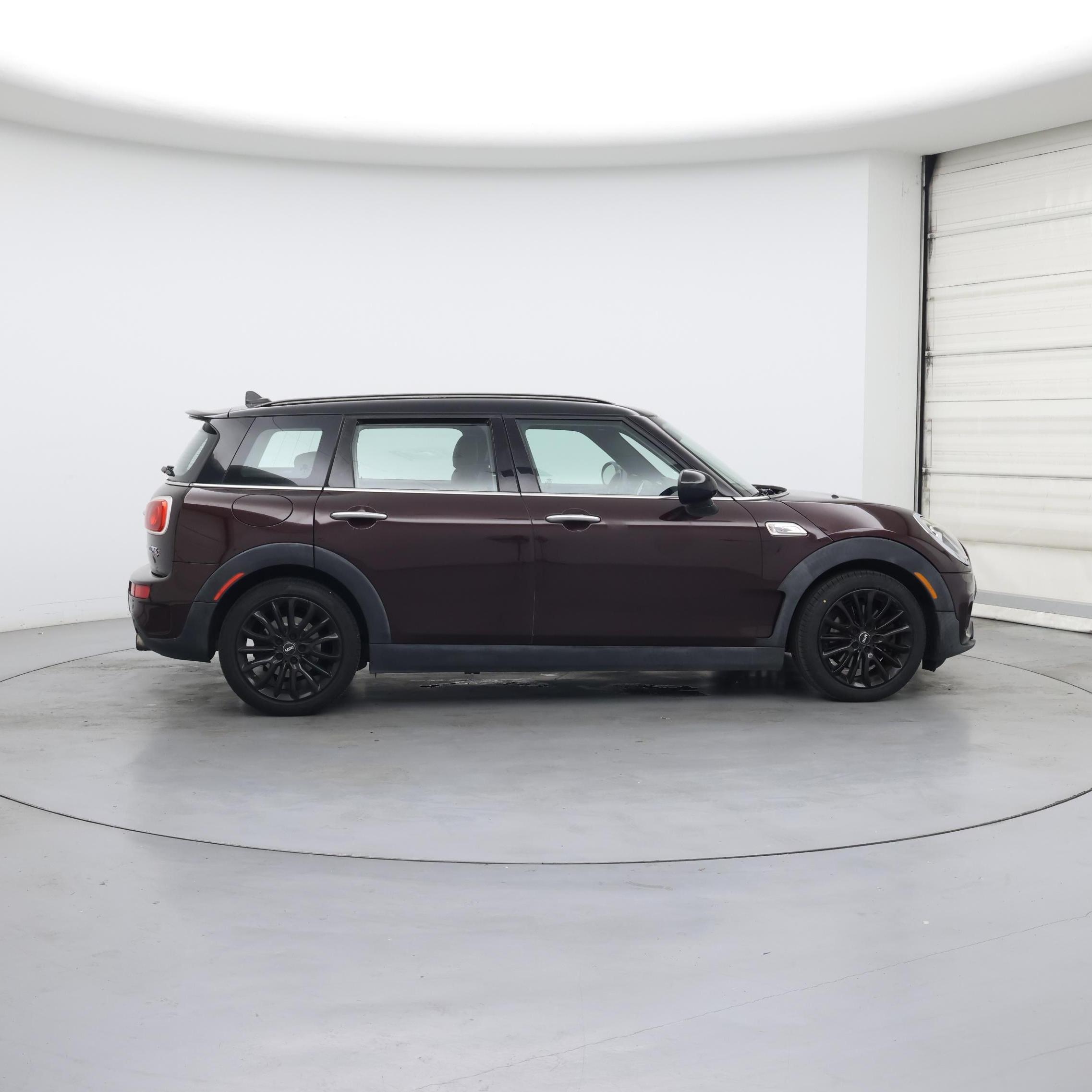 Thumbnail: 2017 MINI Cooper Clubman - 7