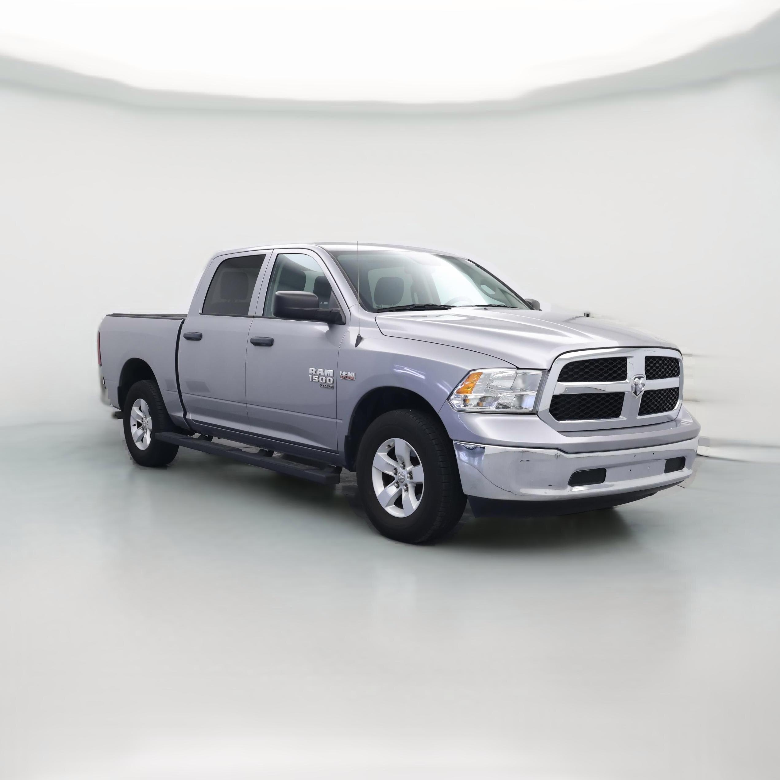 Thumbnail: 2020 RAM 1500 Classic - 1
