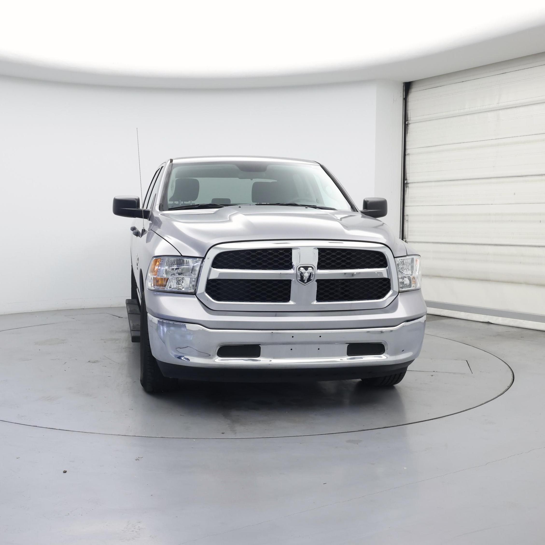 Thumbnail: 2020 RAM 1500 Classic - 5