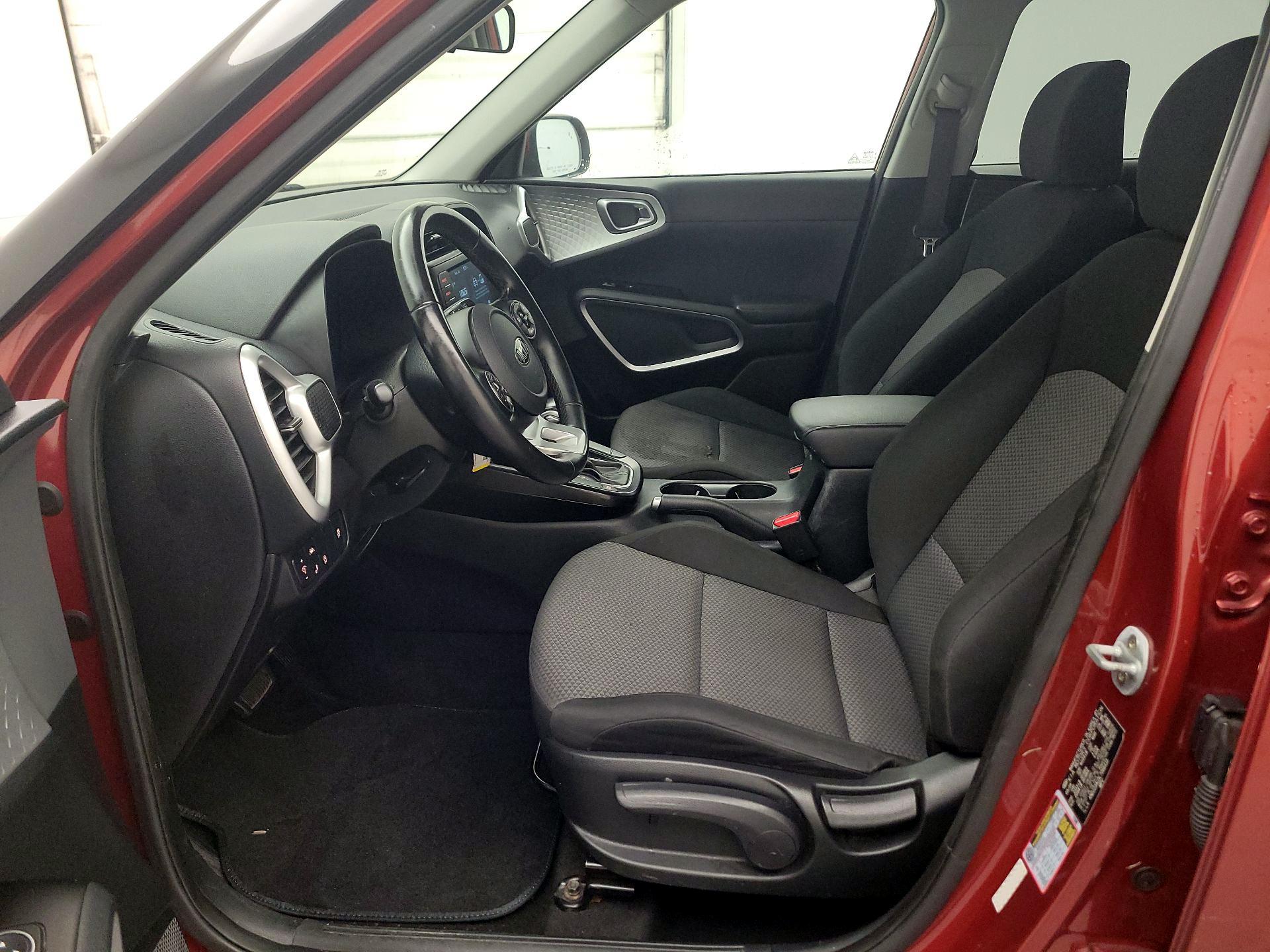 Thumbnail: 2020 Kia Soul - 11