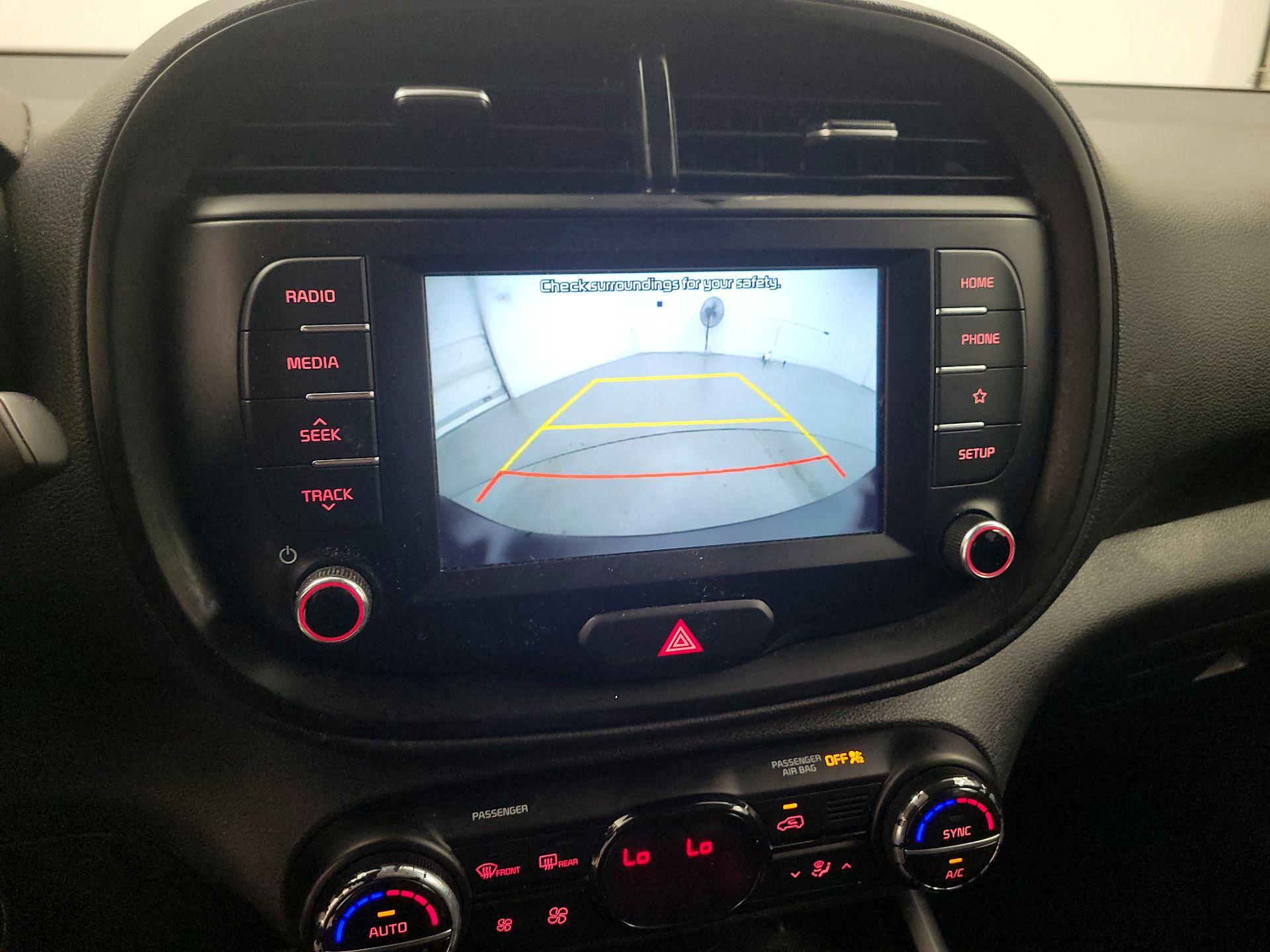 Thumbnail: 2020 Kia Soul - 14