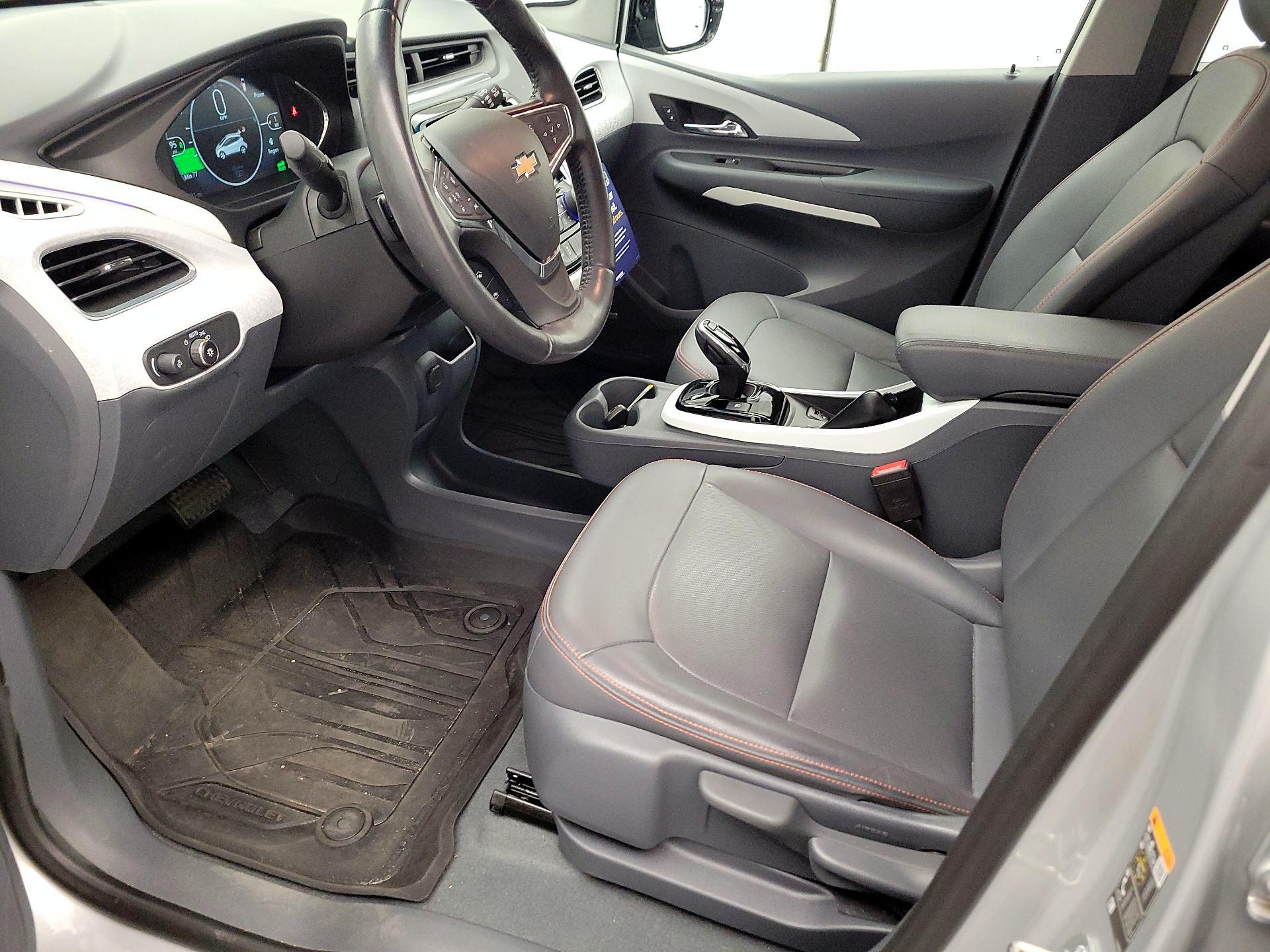 Thumbnail: 2020 Chevrolet Bolt EV - 11