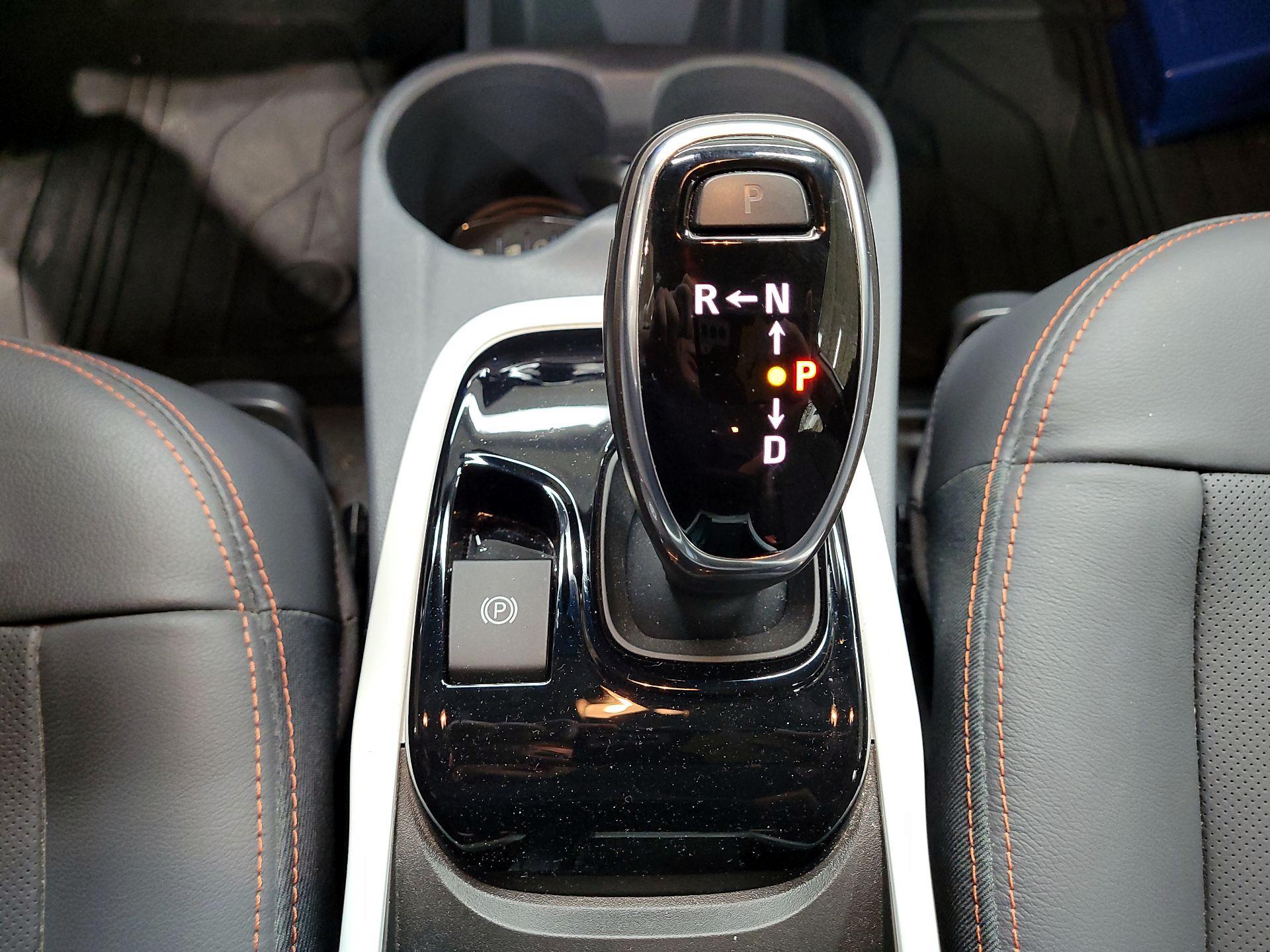 Thumbnail: 2020 Chevrolet Bolt EV - 15