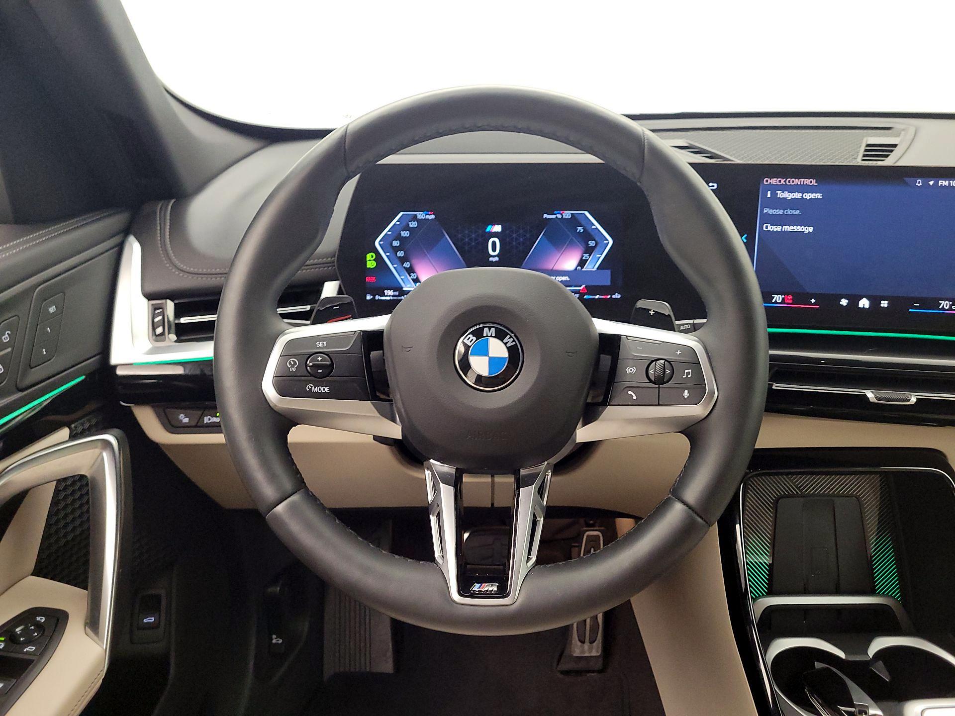 Thumbnail: 2024 BMW X1 - 10