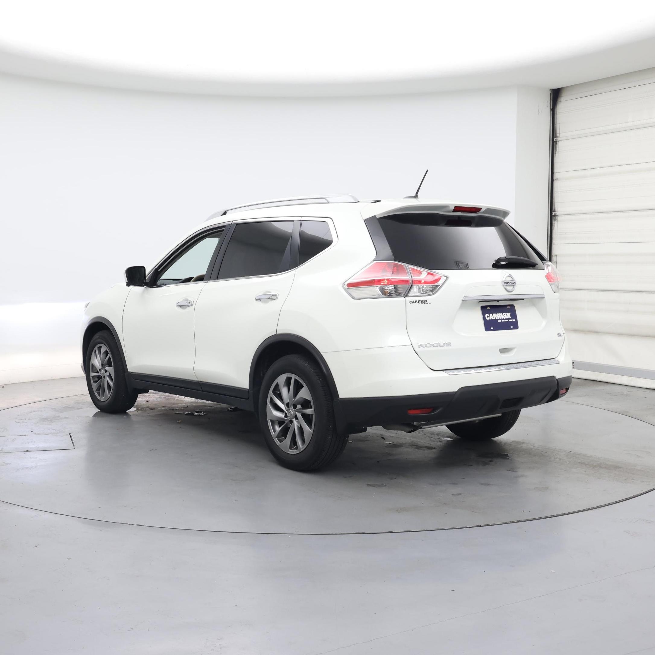 Thumbnail: 2015 Nissan Rogue - 2