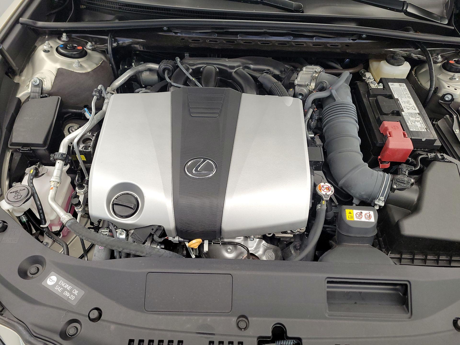 Thumbnail: 2025 Lexus ES - 17