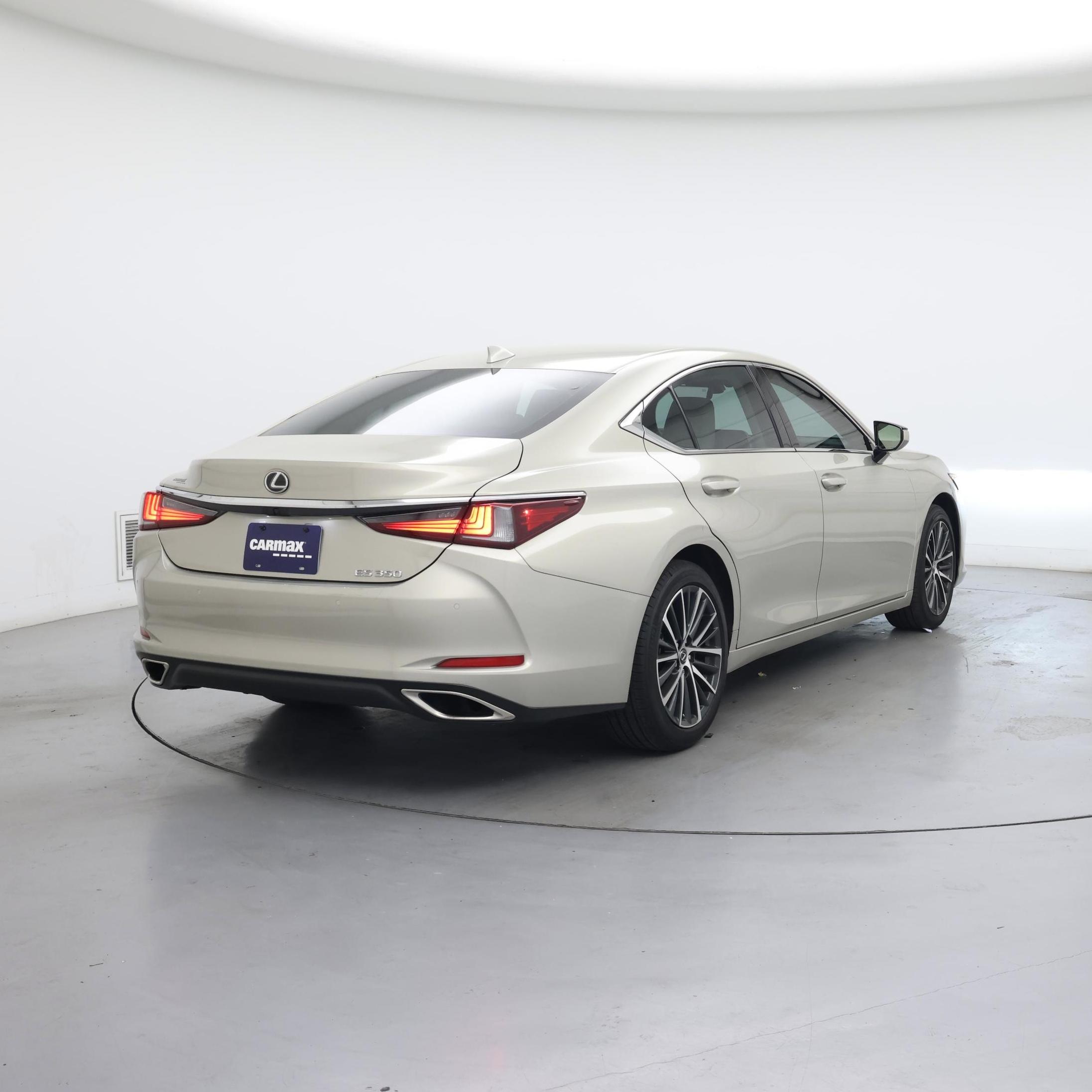 Thumbnail: 2025 Lexus ES - 8