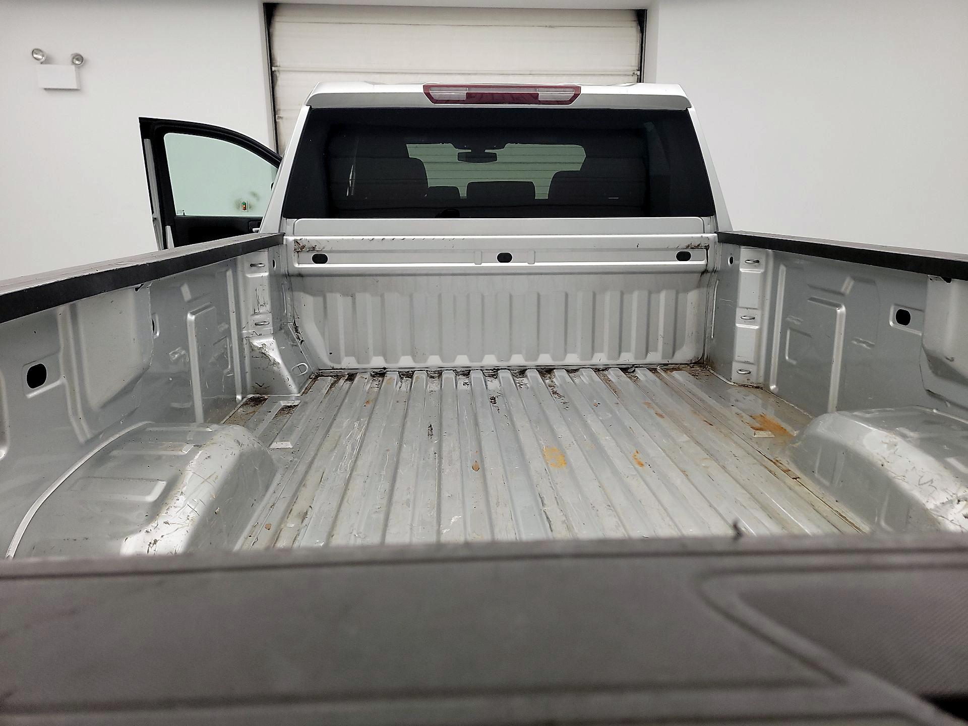 Thumbnail: 2022 Chevrolet Silverado 2500 - 20