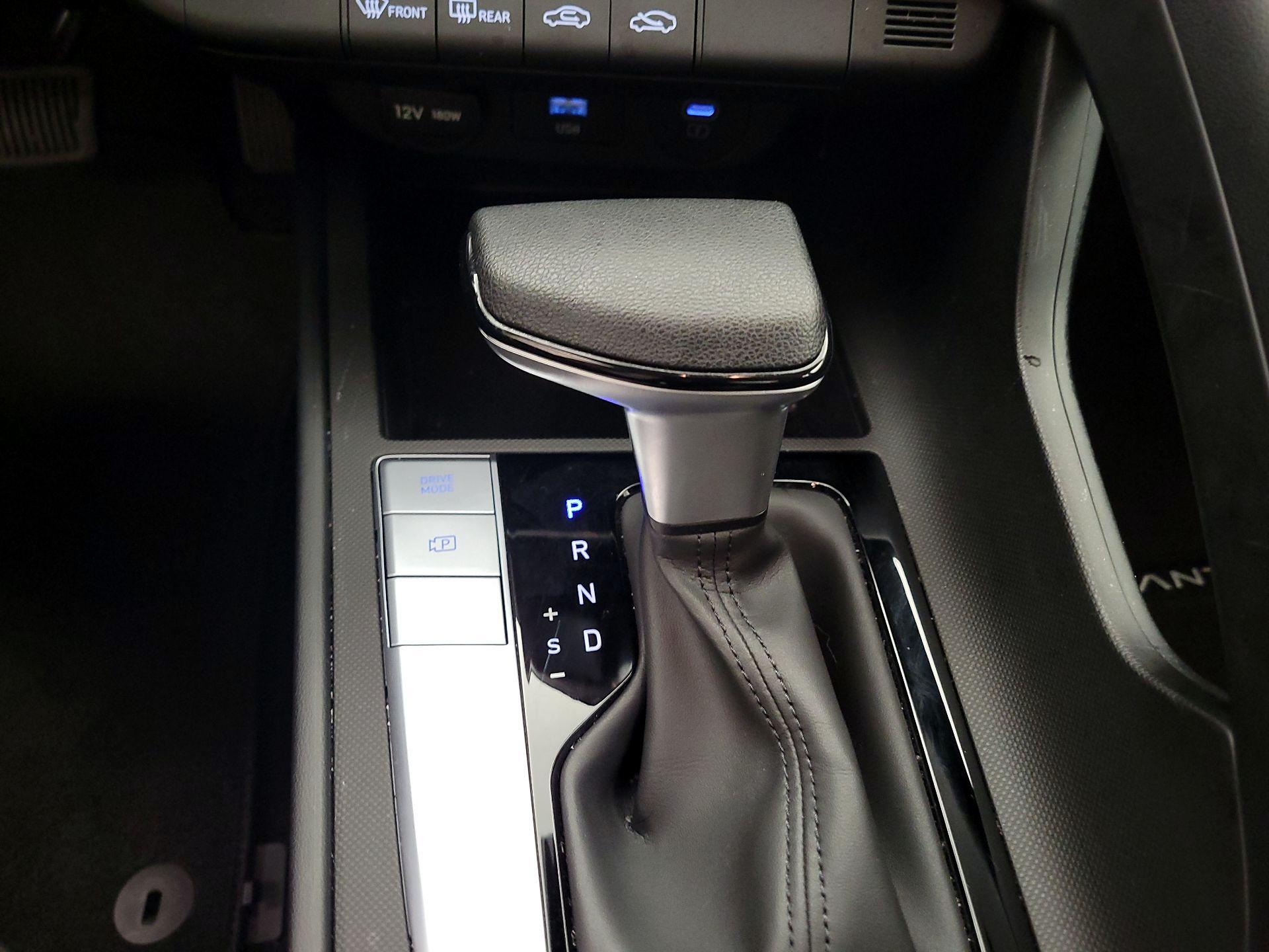 Thumbnail: 2024 Hyundai Elantra - 15
