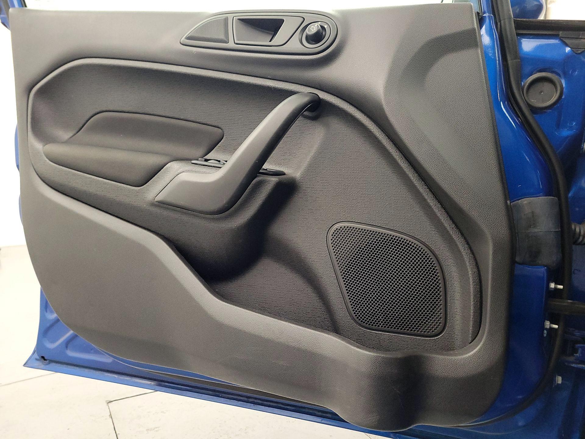 Thumbnail: 2019 Ford Fiesta - 12