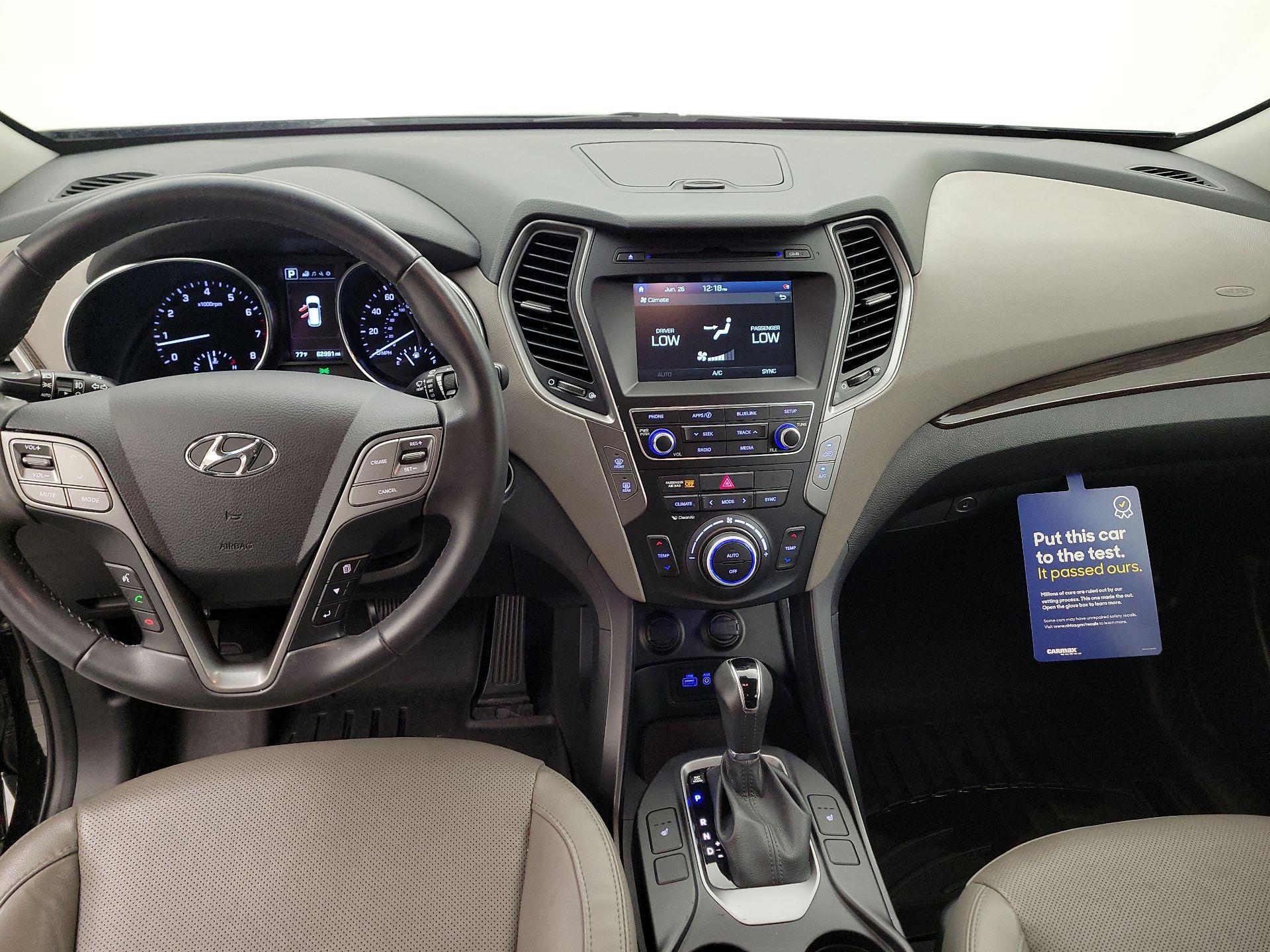 Thumbnail: 2017 Hyundai Santa Fe - 9