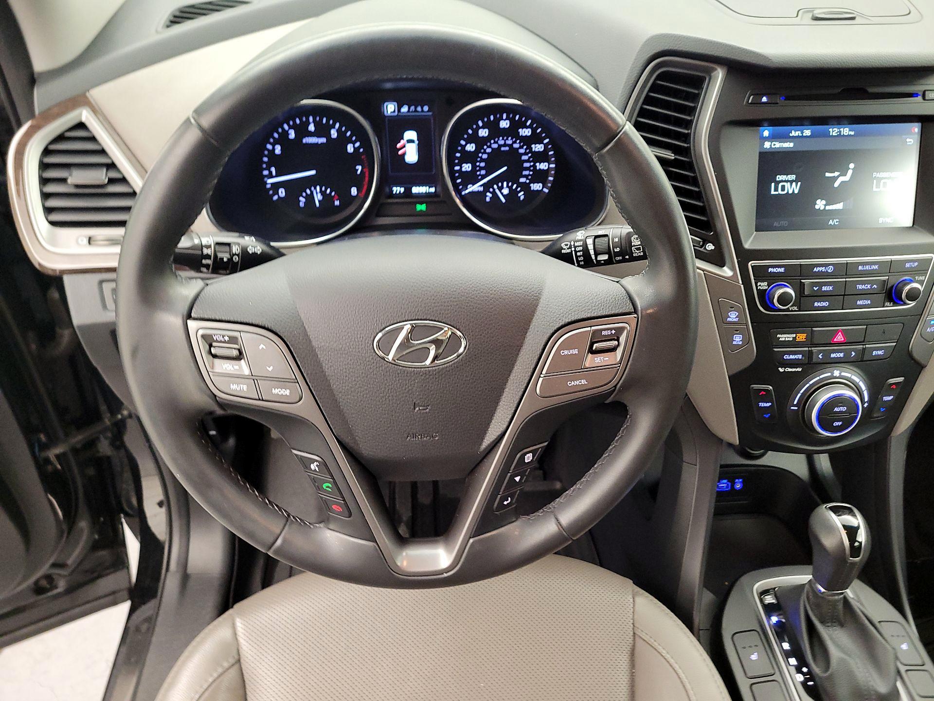 Thumbnail: 2017 Hyundai Santa Fe - 10