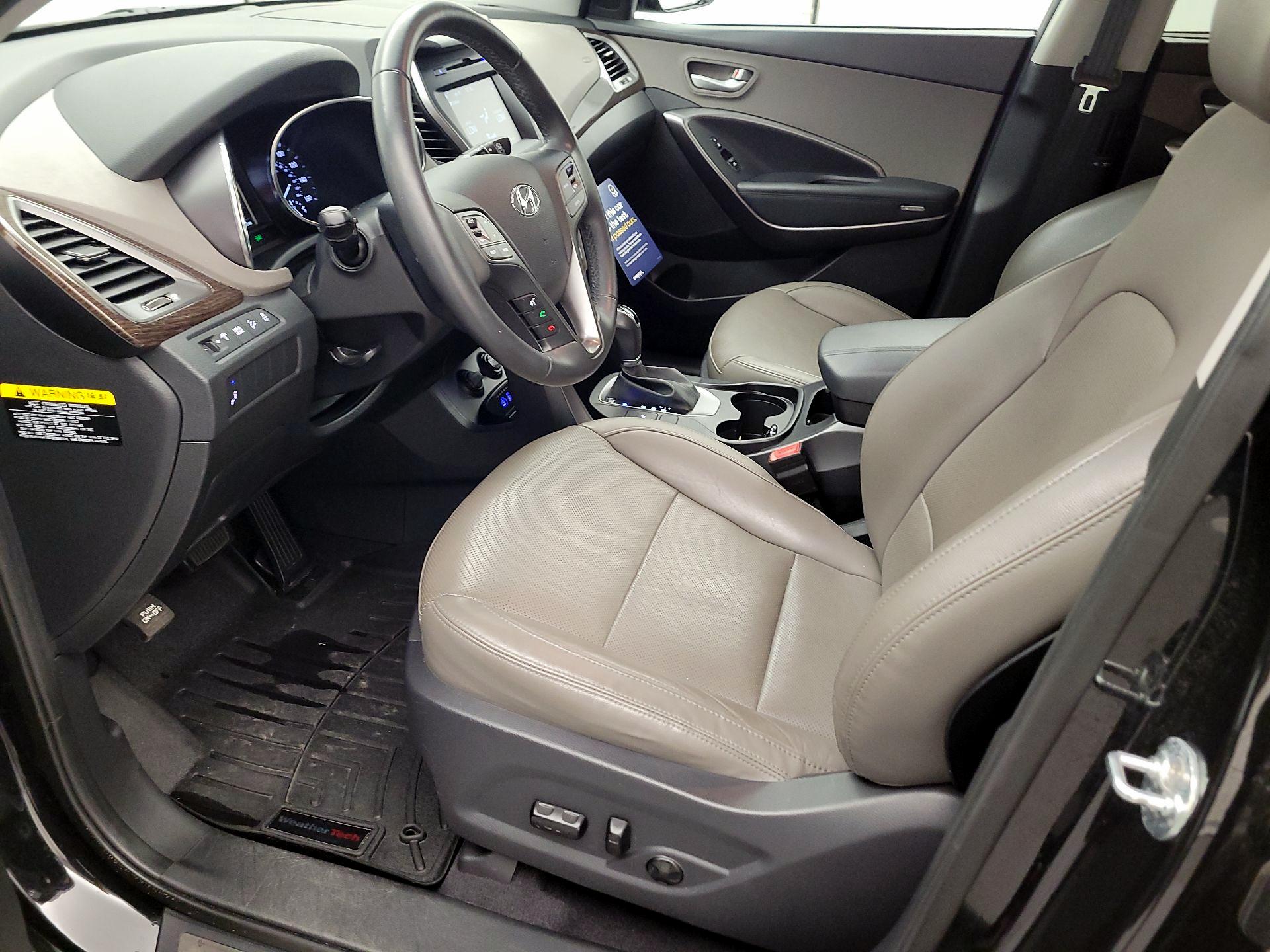 Thumbnail: 2017 Hyundai Santa Fe - 11