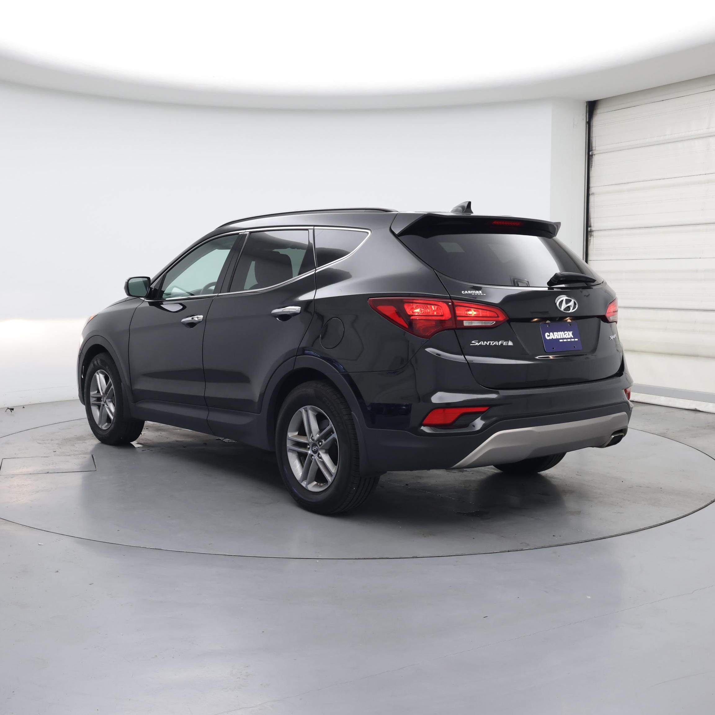 Thumbnail: 2017 Hyundai Santa Fe - 2