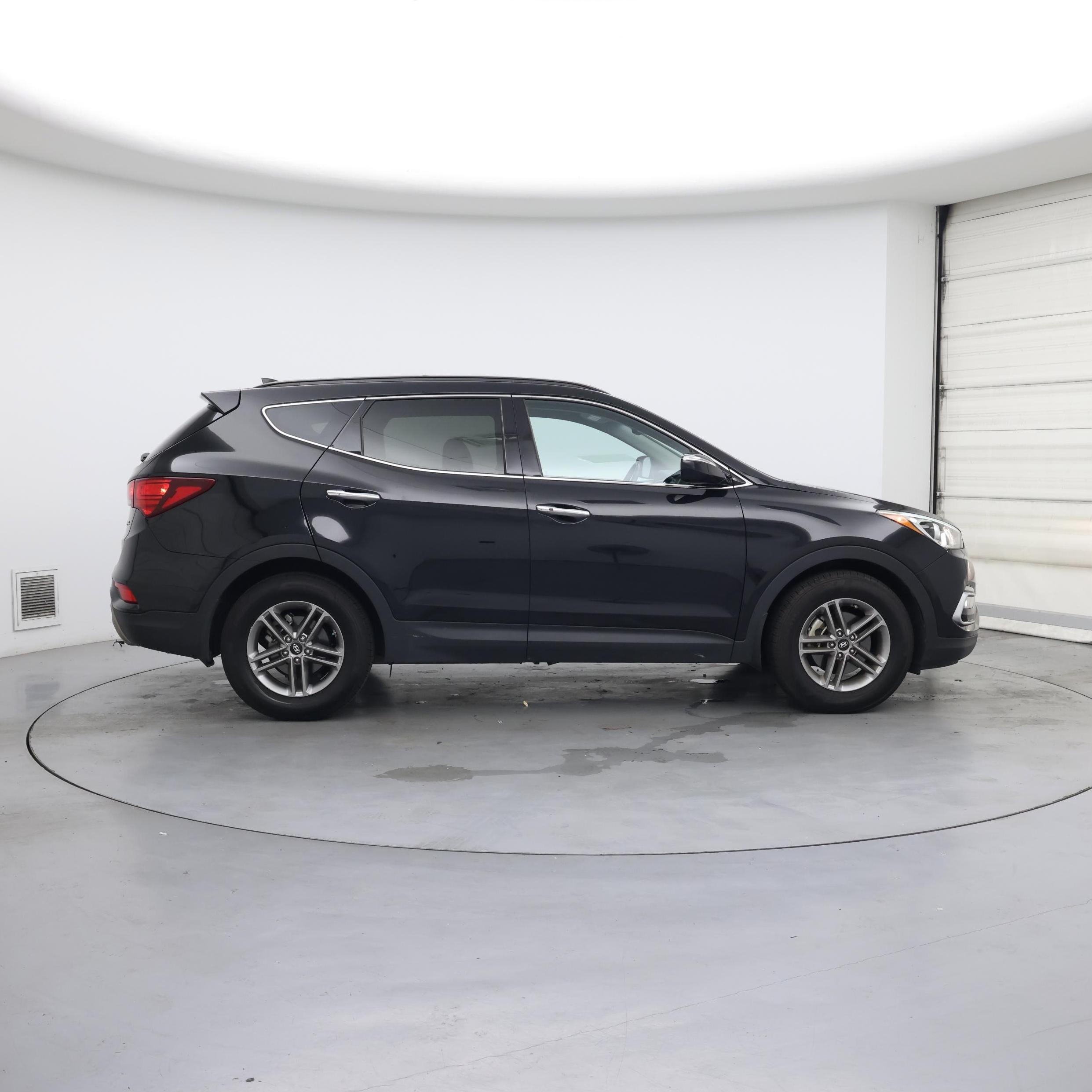 Thumbnail: 2017 Hyundai Santa Fe - 7