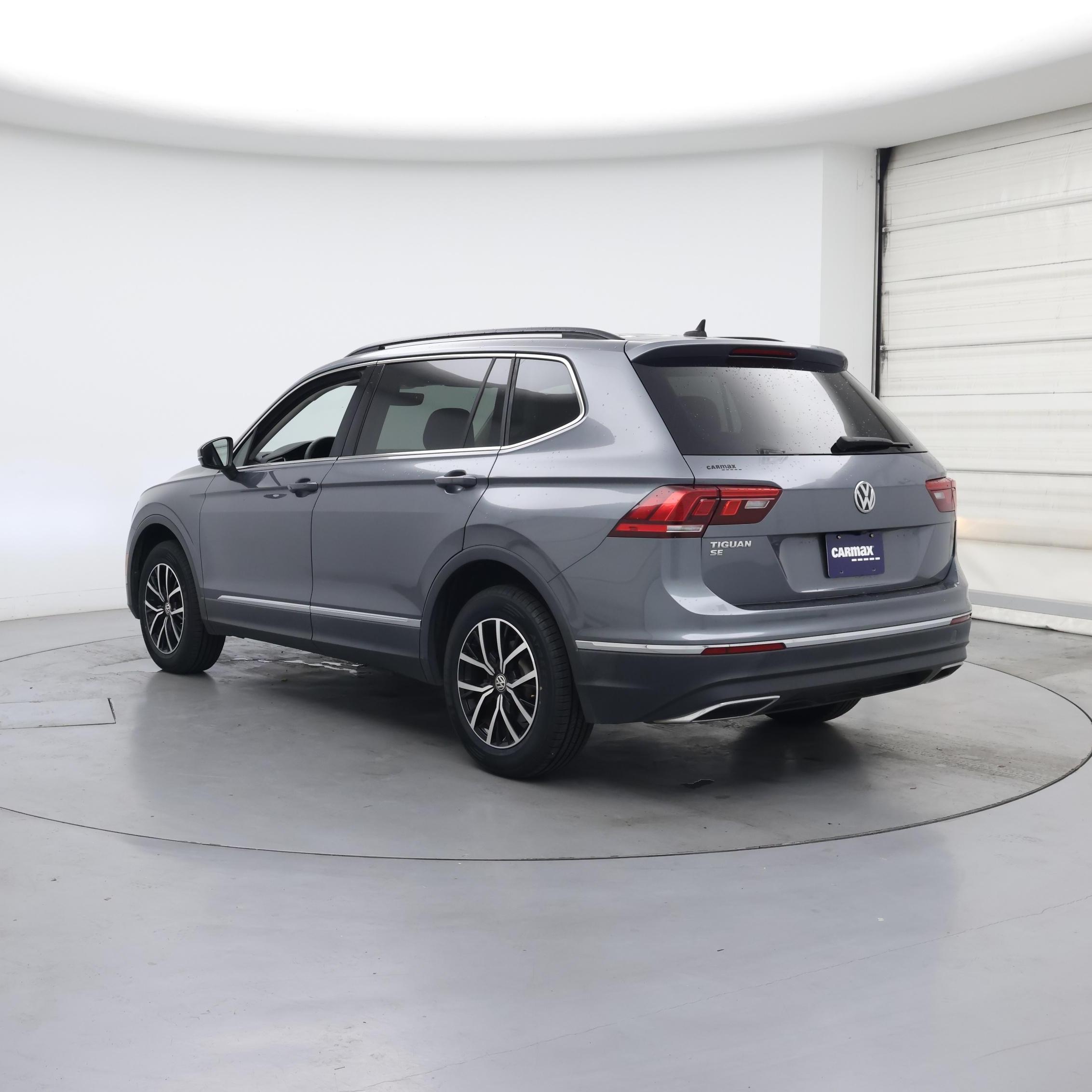 Thumbnail: 2021 Volkswagen Tiguan - 2