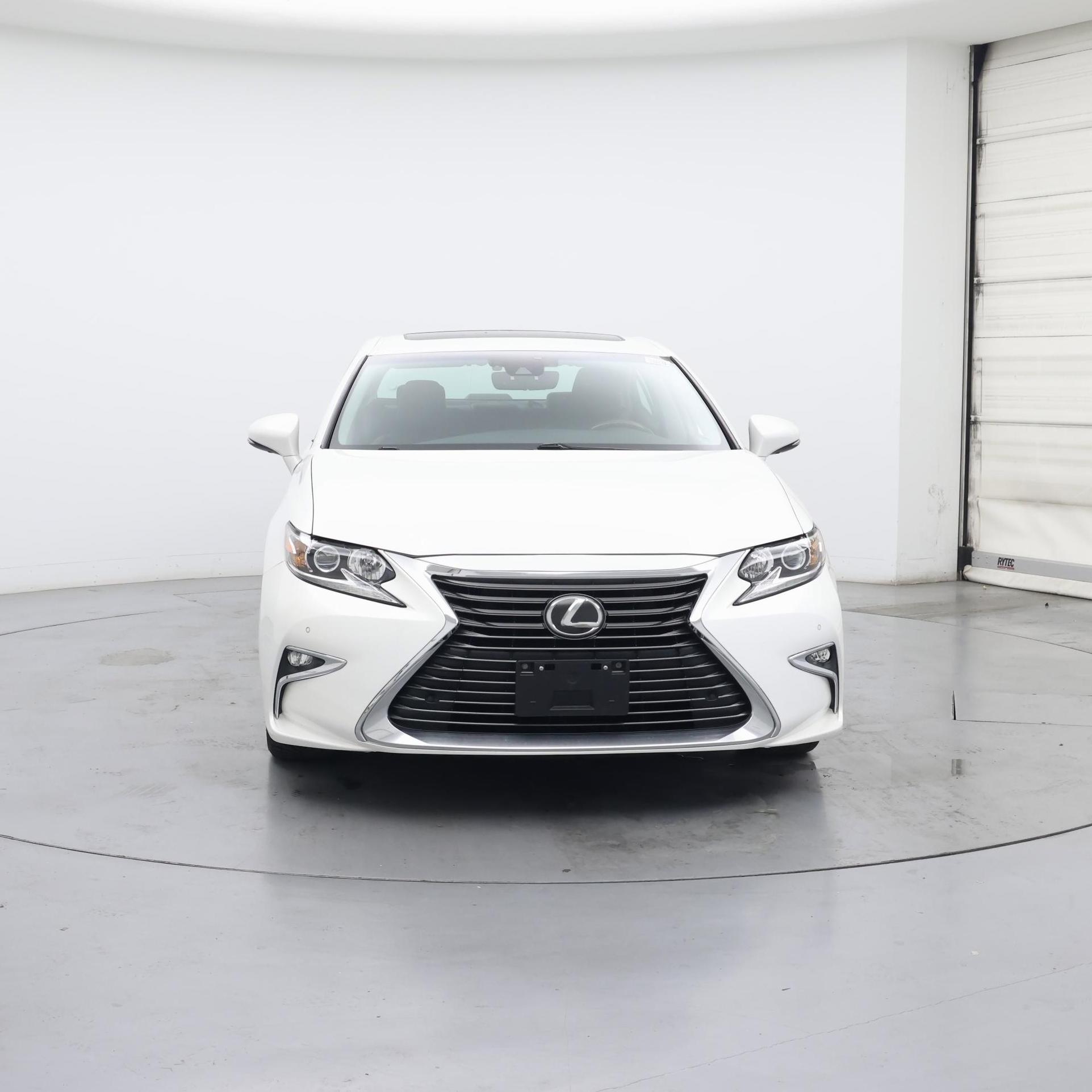 Thumbnail: 2018 Lexus ES - 5