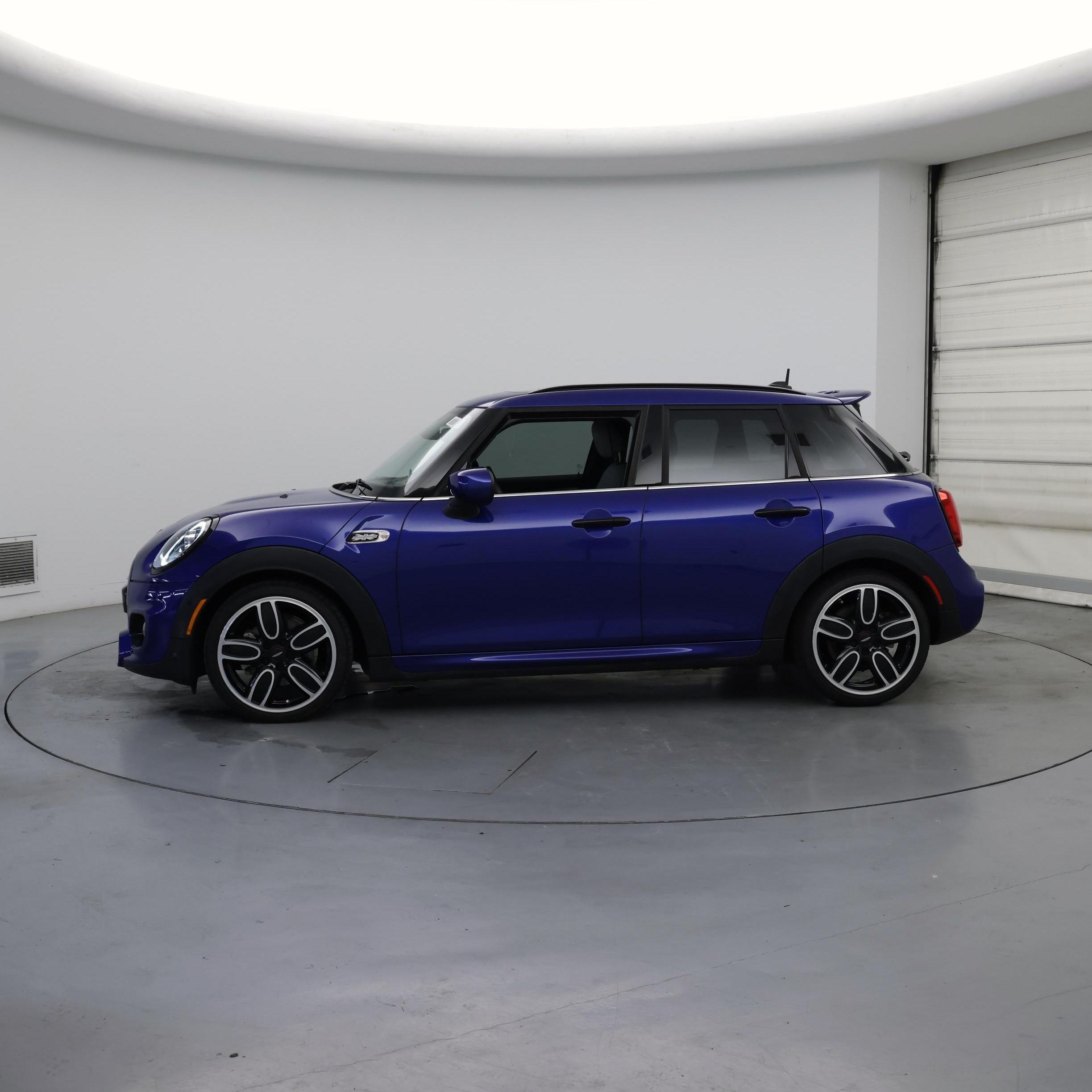 Thumbnail: 2021 MINI Cooper Hardtop - 3