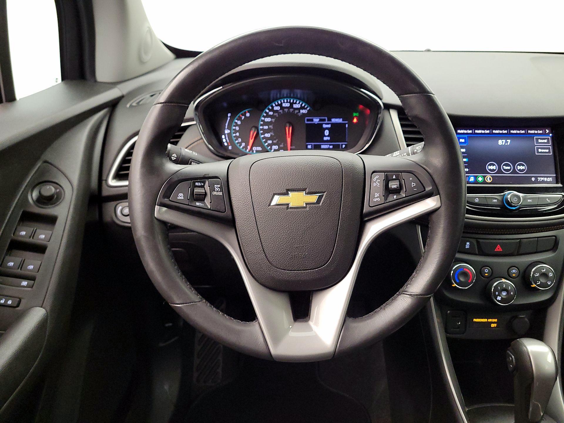 Thumbnail: 2020 Chevrolet Trax - 10