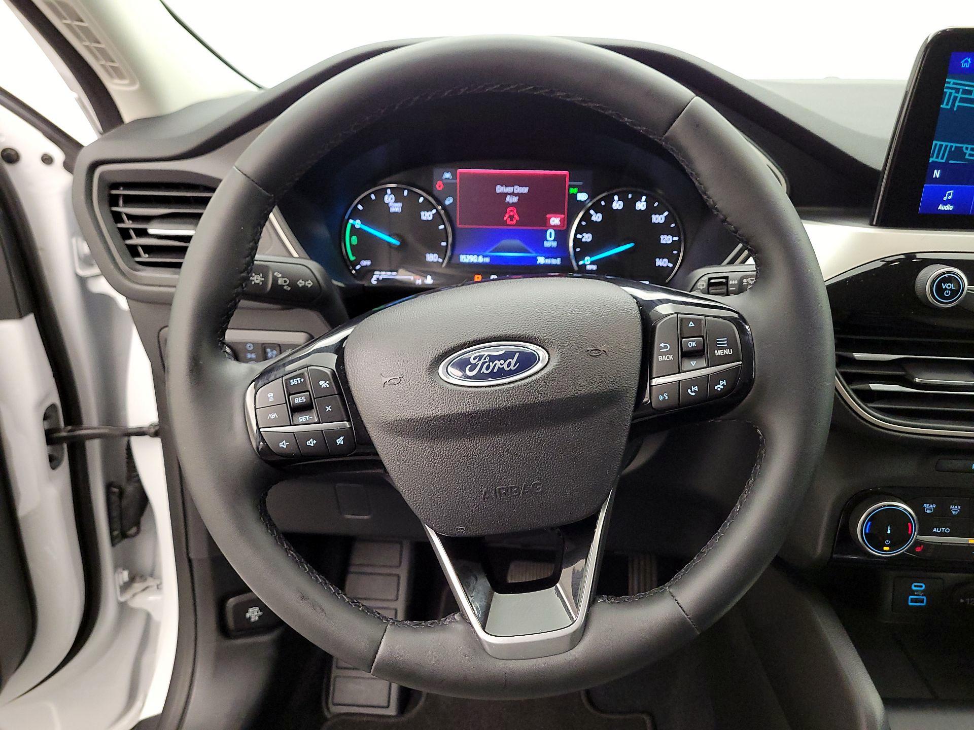 Thumbnail: 2022 Ford Escape - 10