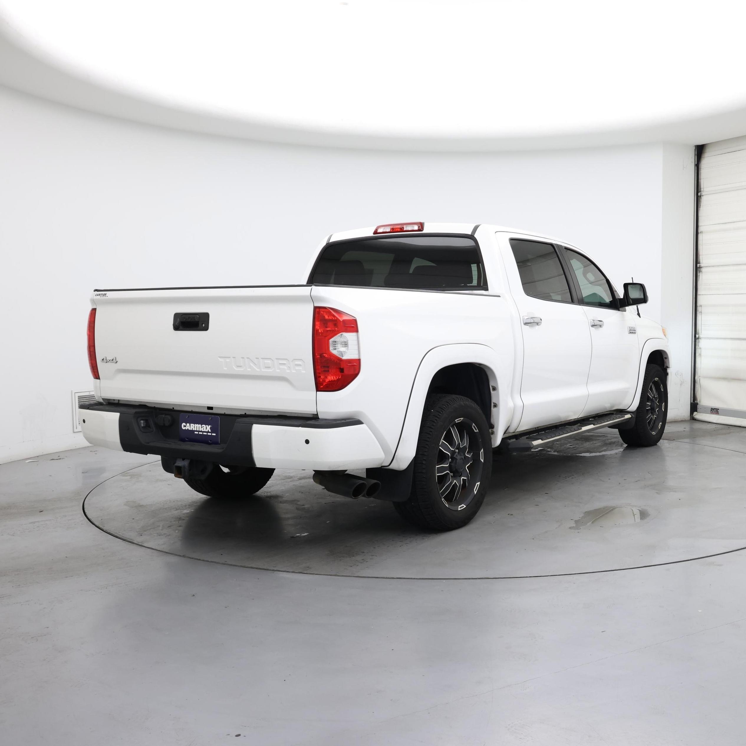Thumbnail: 2017 Toyota Tundra - 8