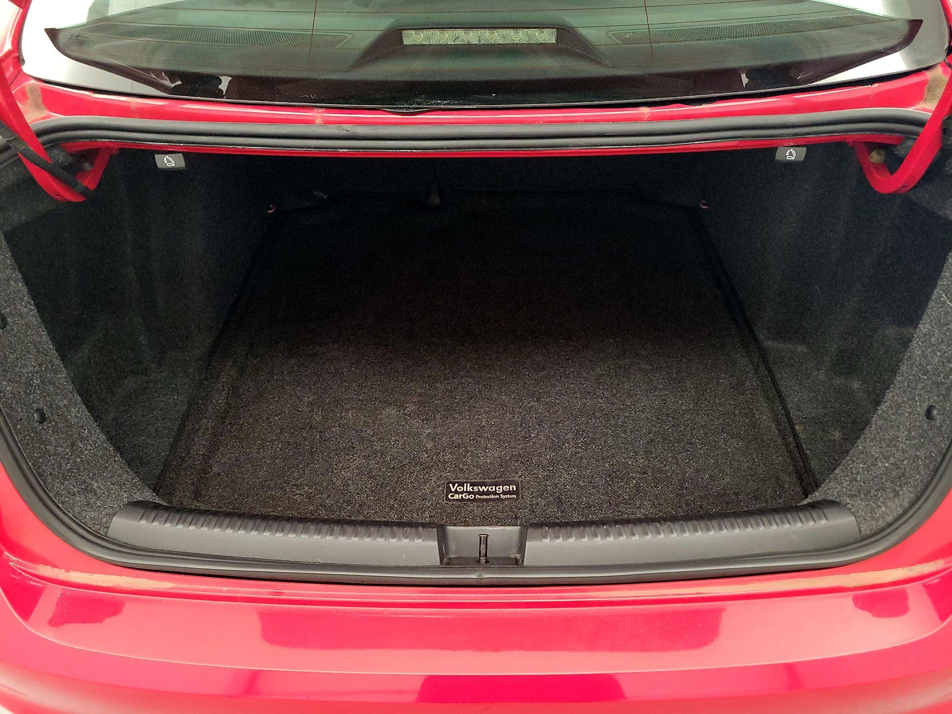 Thumbnail: 2016 Volkswagen Jetta - 20
