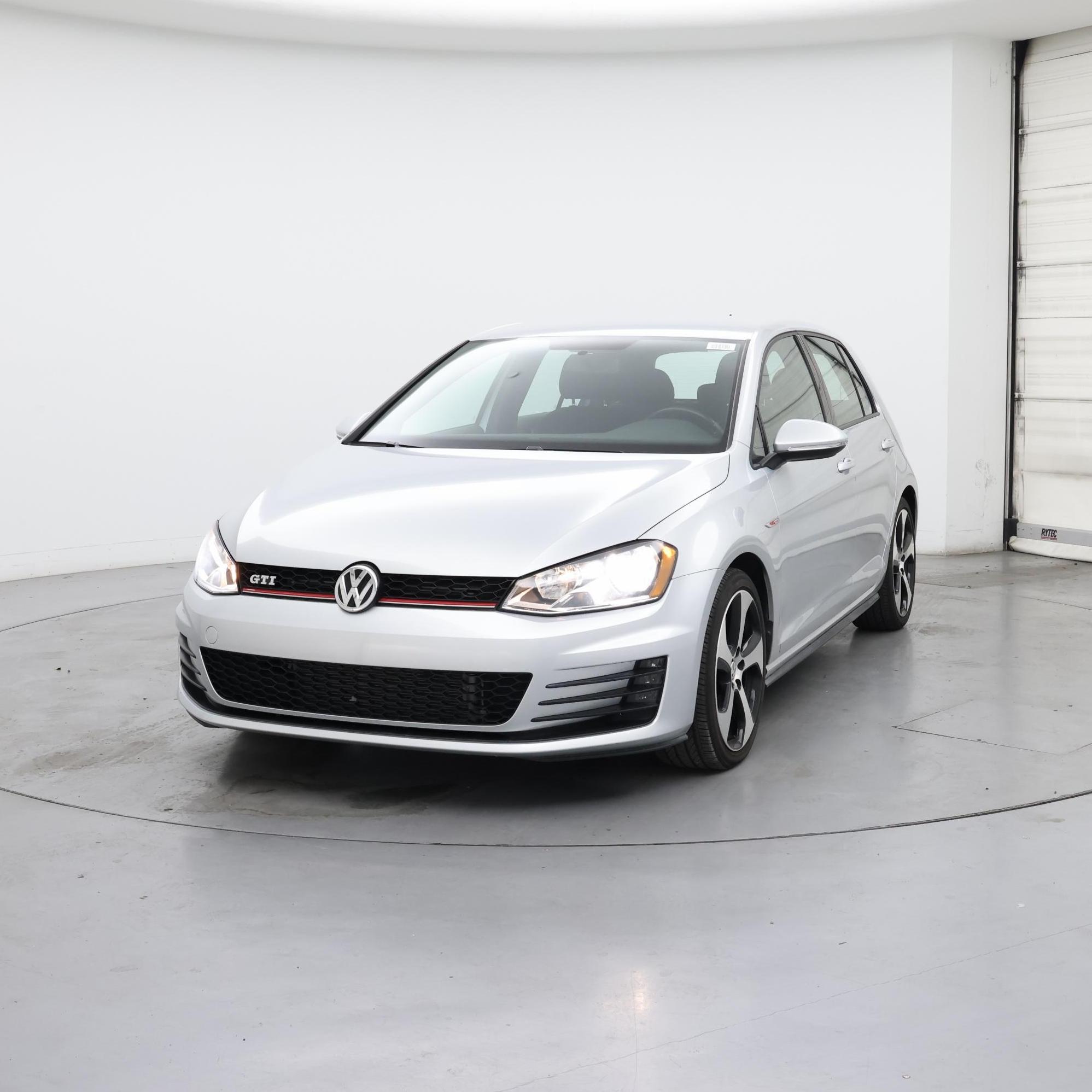 Thumbnail: 2017 Volkswagen Golf - 4