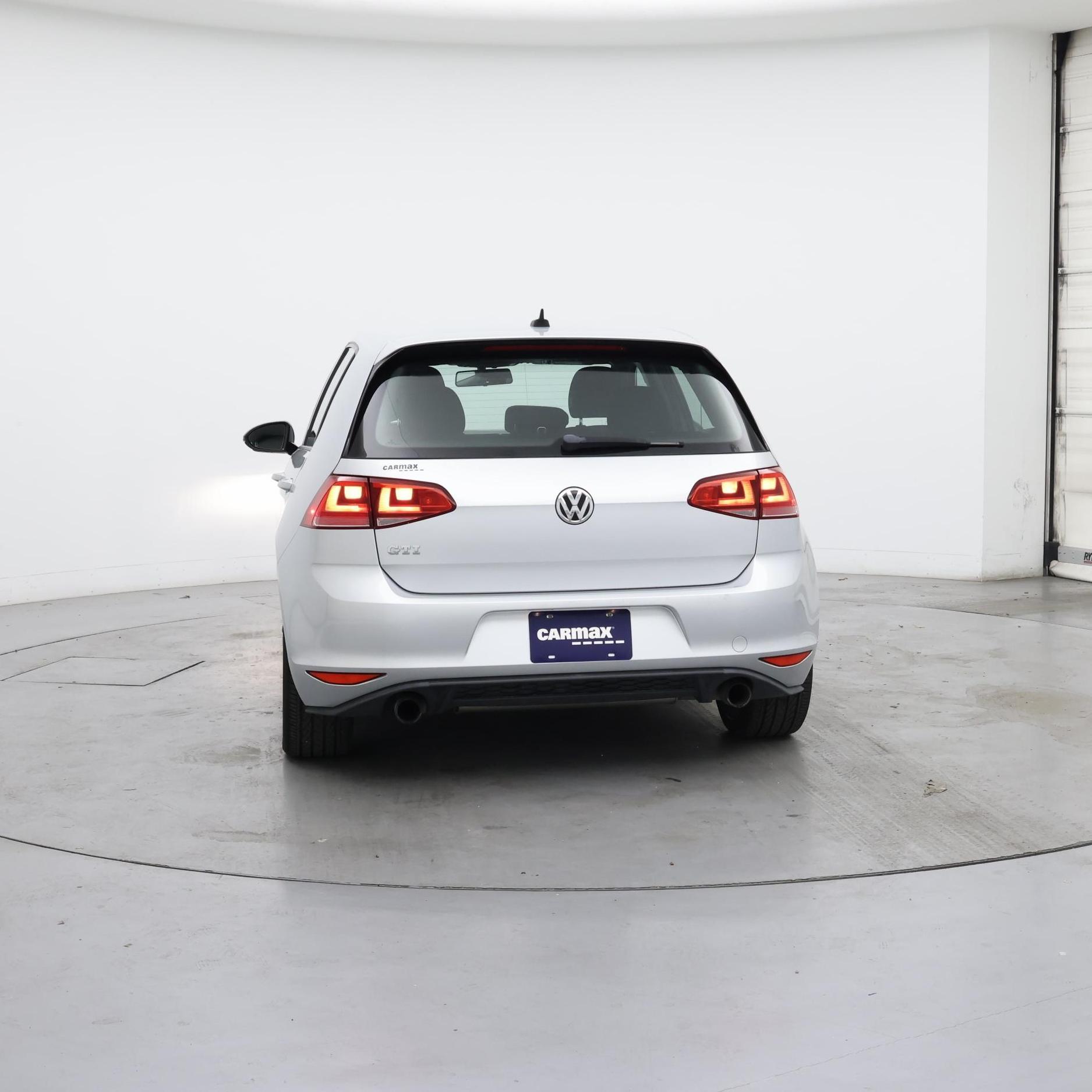 Thumbnail: 2017 Volkswagen Golf - 6