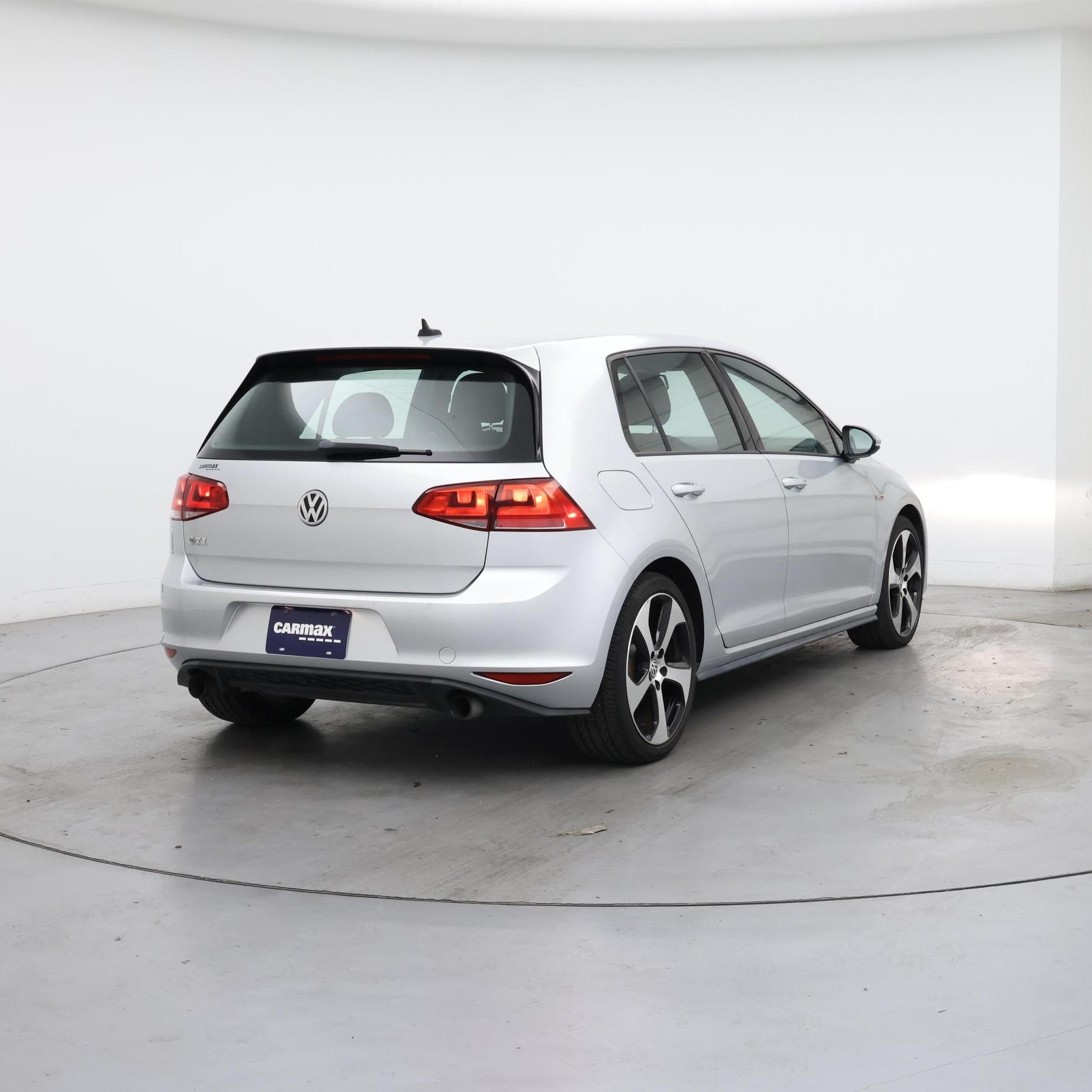 Thumbnail: 2017 Volkswagen Golf - 8