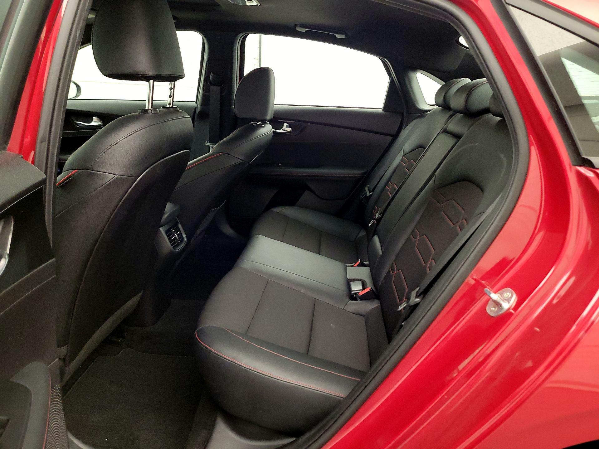 Thumbnail: 2021 Kia Forte - 20