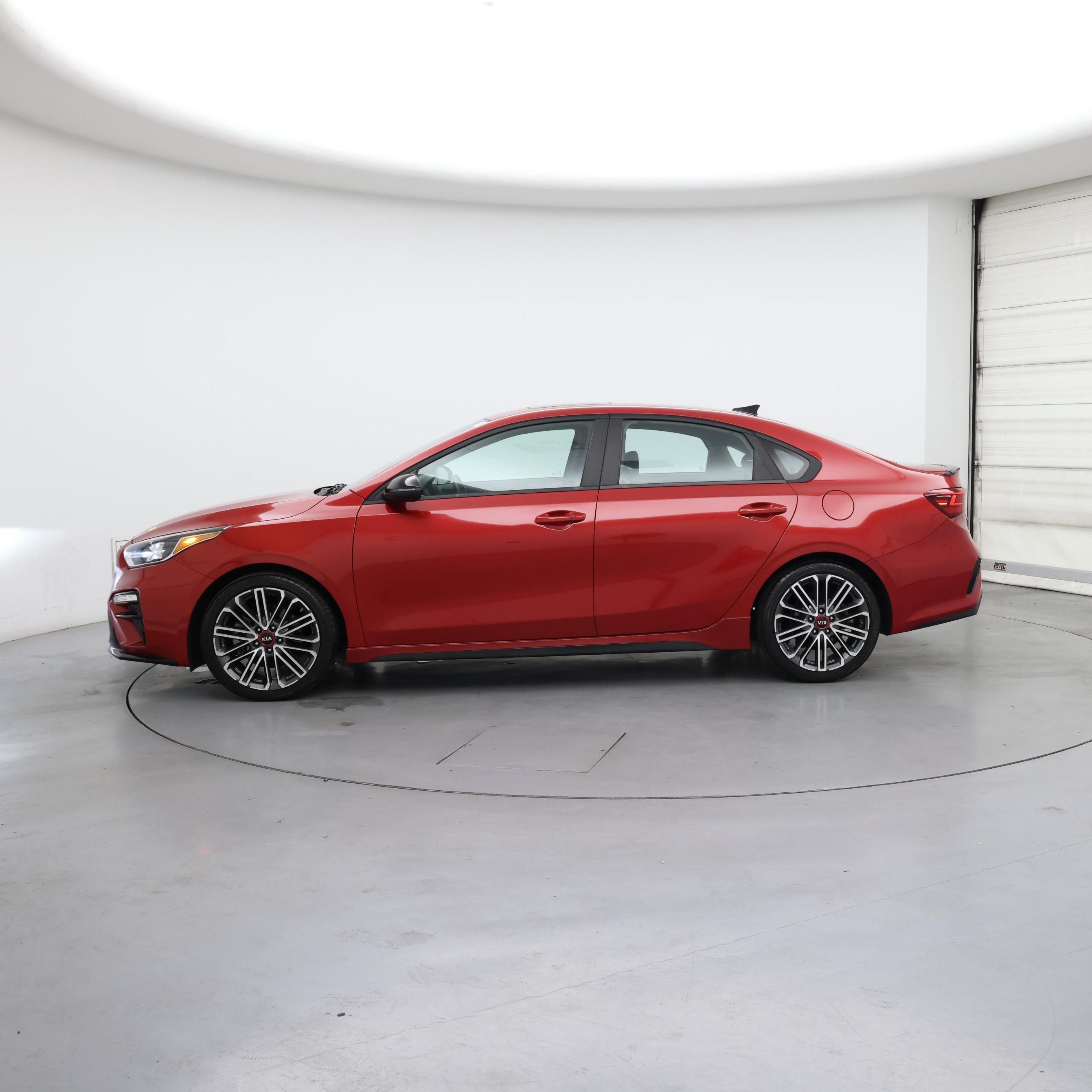 Thumbnail: 2021 Kia Forte - 3