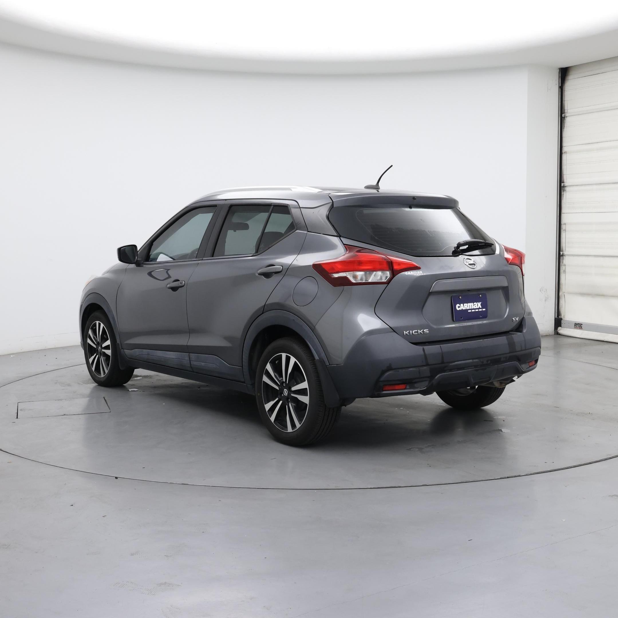 Thumbnail: 2018 Nissan Kicks - 2