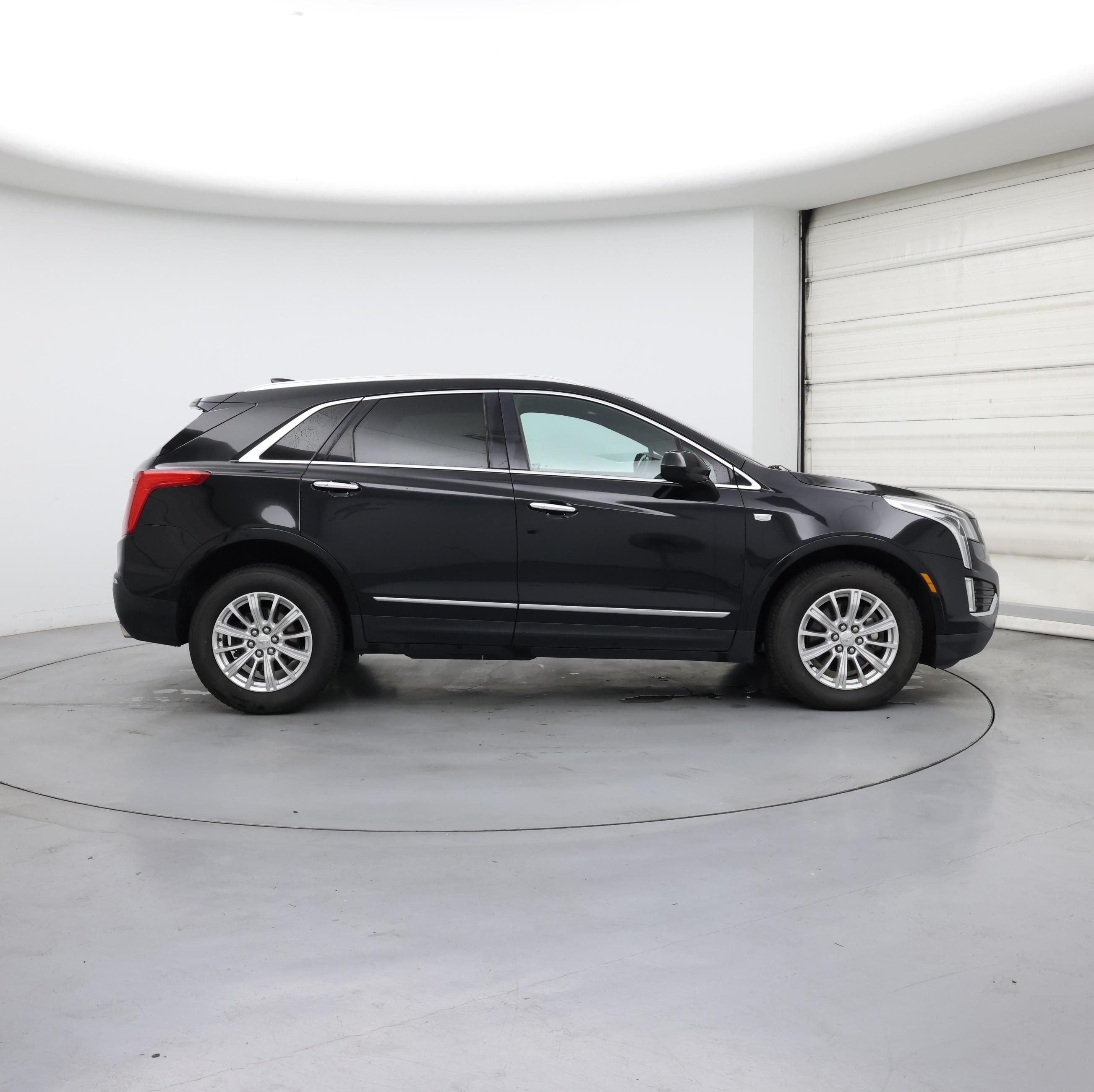 Thumbnail: 2017 Cadillac XT5 - 7