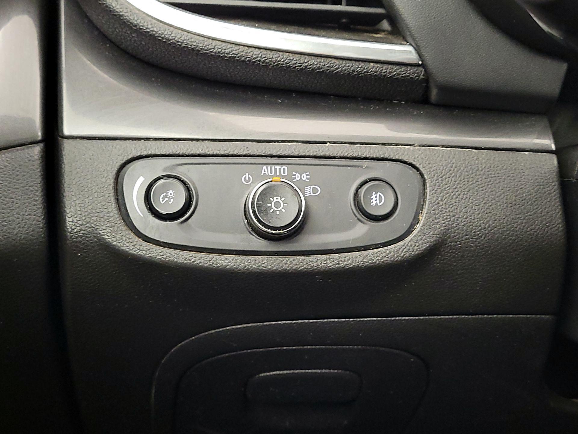 Thumbnail: 2017 Buick Encore - 13