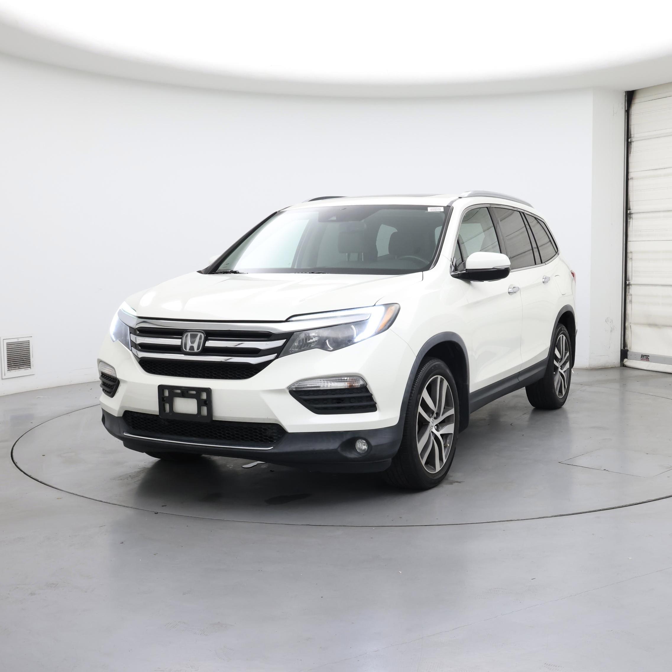 Thumbnail: 2018 Honda Pilot - 4