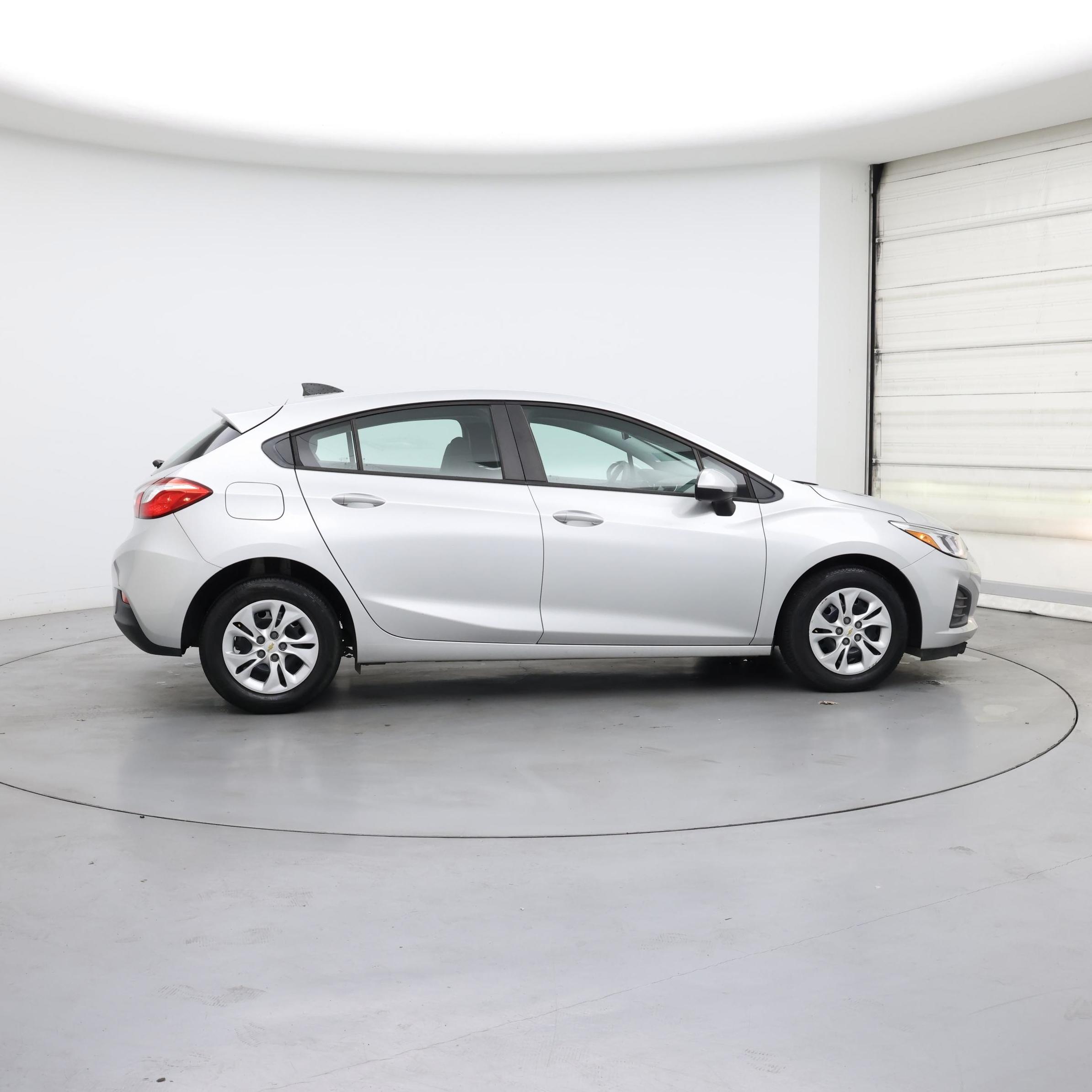 Thumbnail: 2019 Chevrolet Cruze - 7