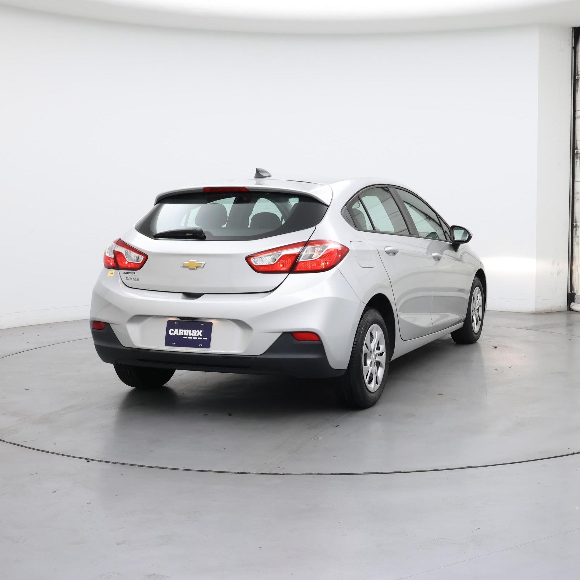Thumbnail: 2019 Chevrolet Cruze - 8