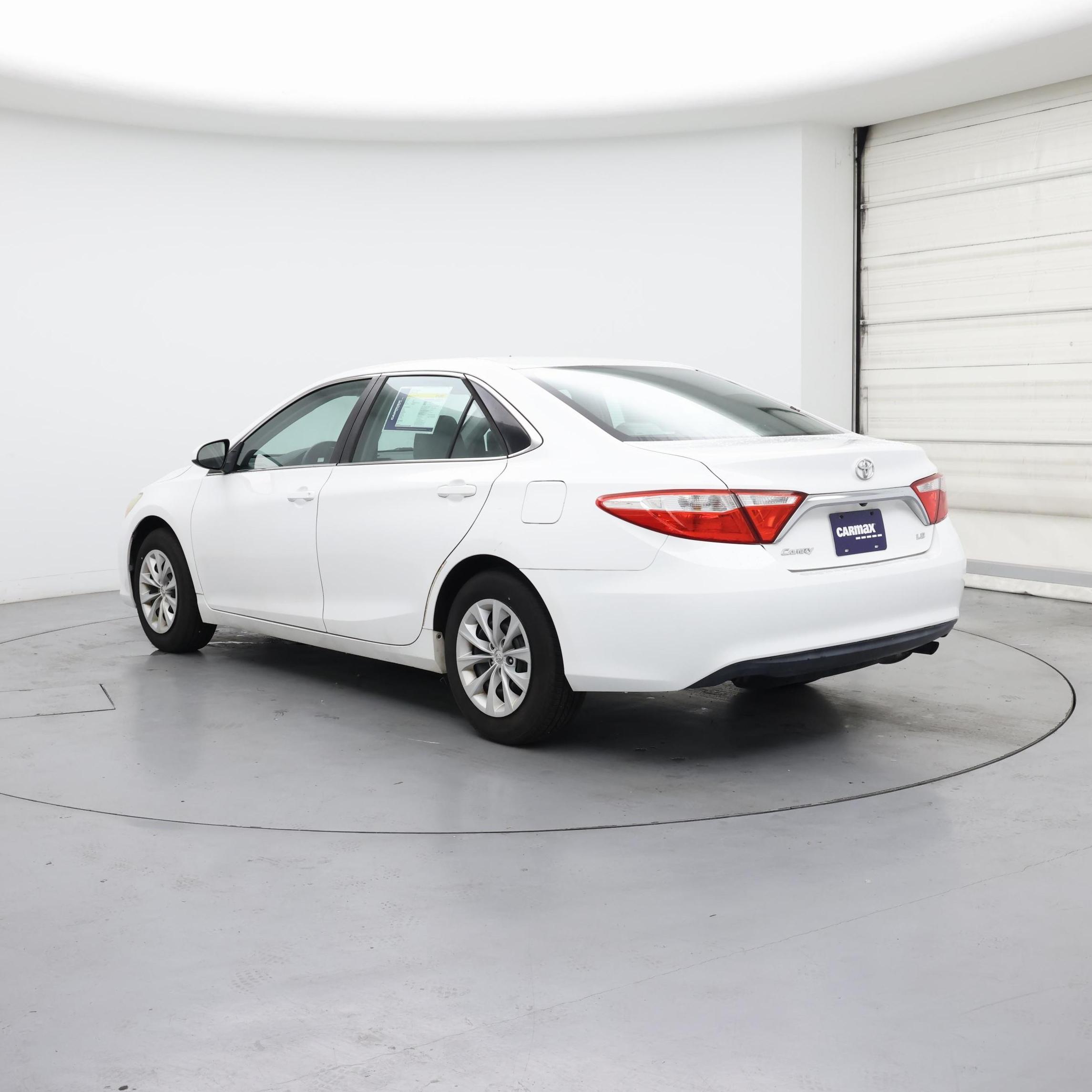 Thumbnail: 2015 Toyota Camry - 2
