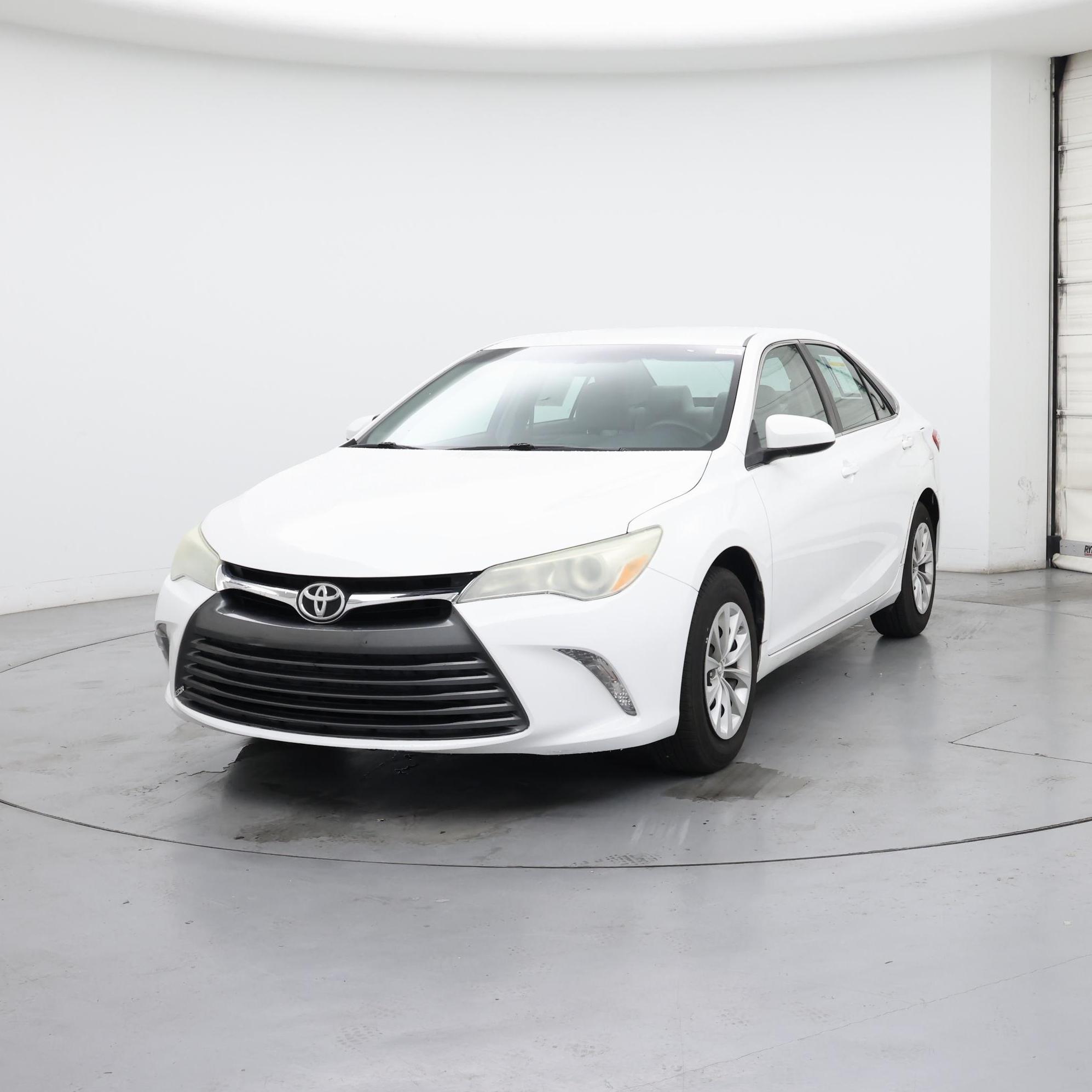 Thumbnail: 2015 Toyota Camry - 4
