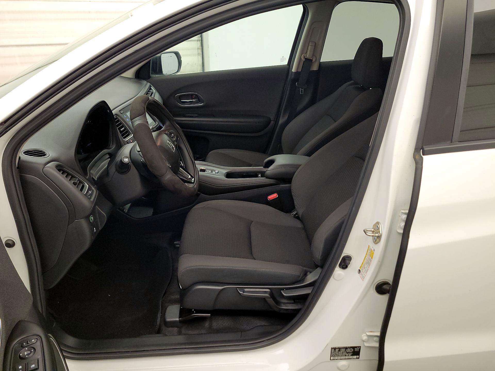 Thumbnail: 2019 Honda HR-V - 11
