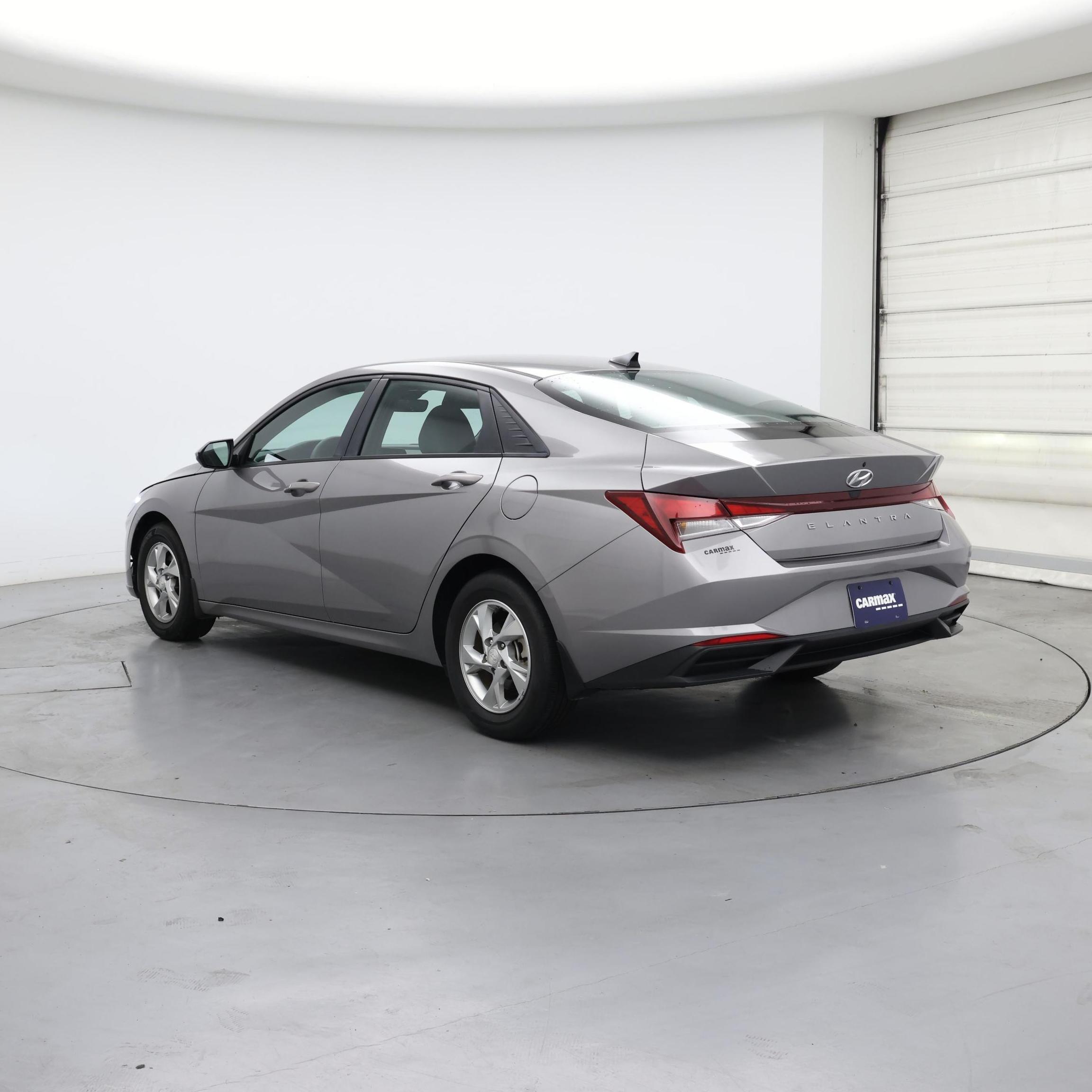 Thumbnail: 2023 Hyundai Elantra - 2