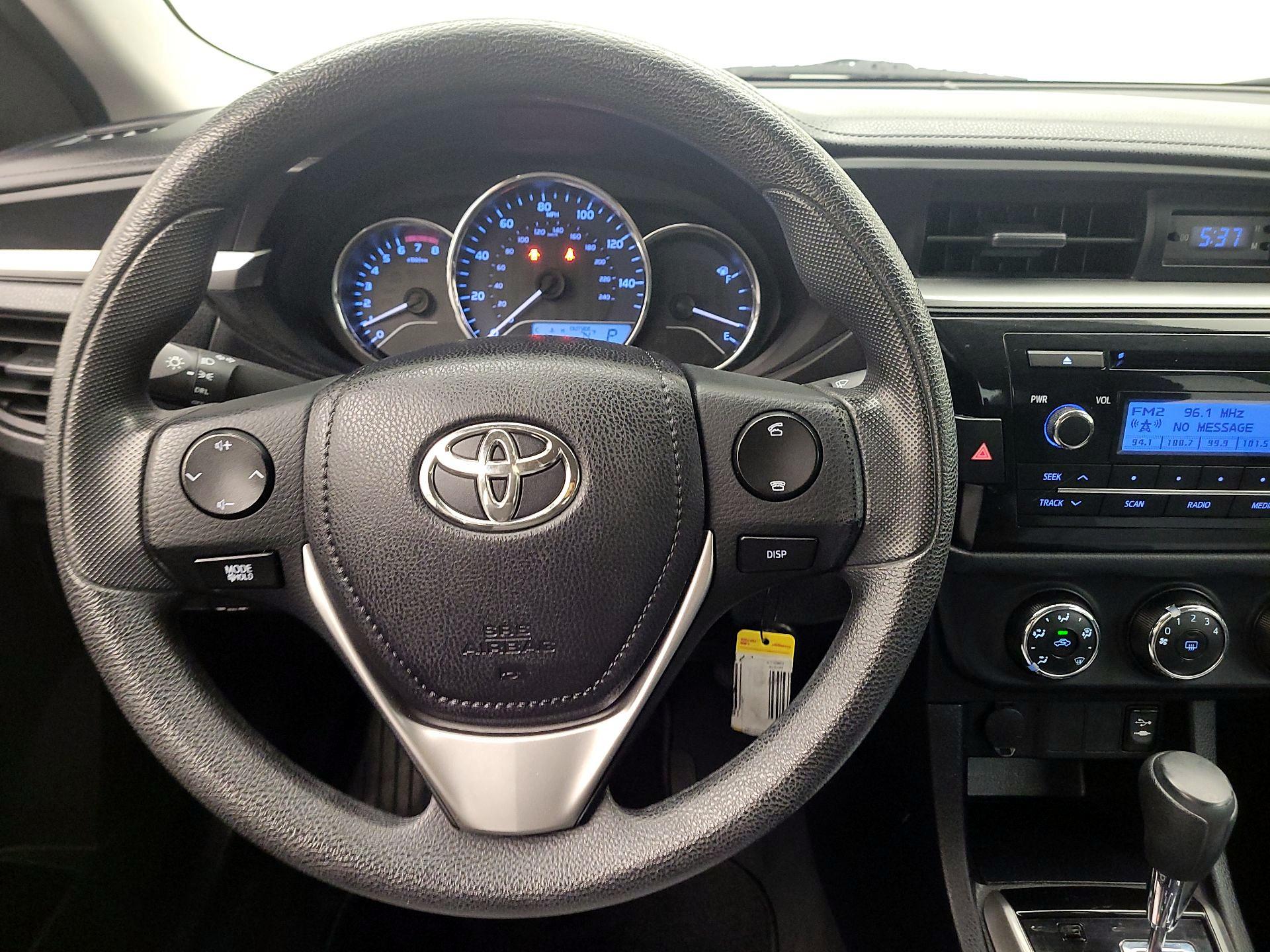 Thumbnail: 2014 Toyota Corolla - 10