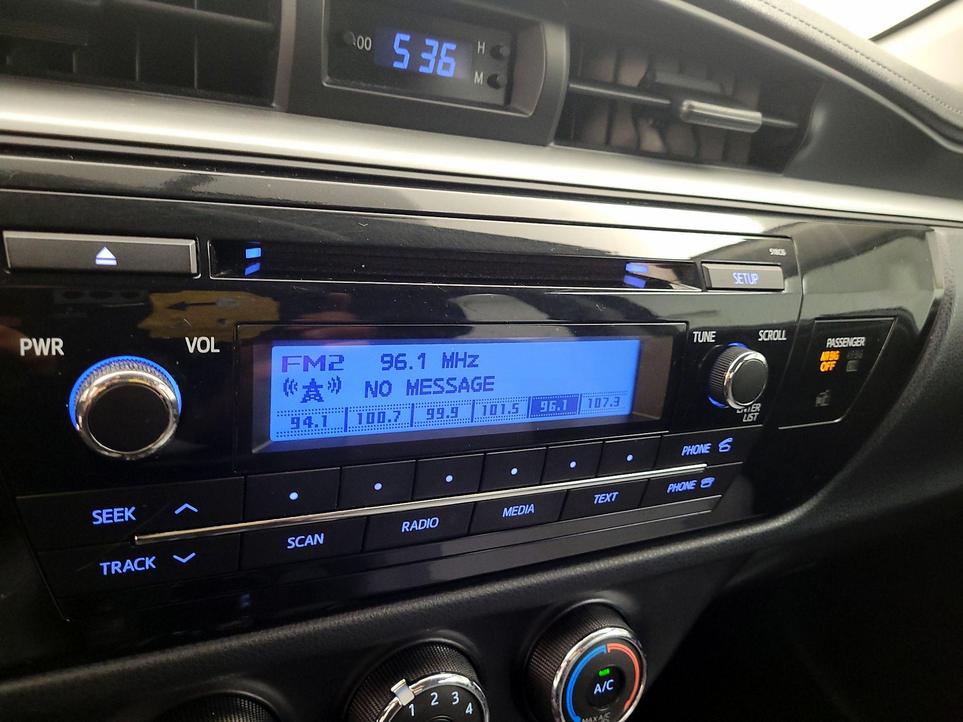Thumbnail: 2014 Toyota Corolla - 13