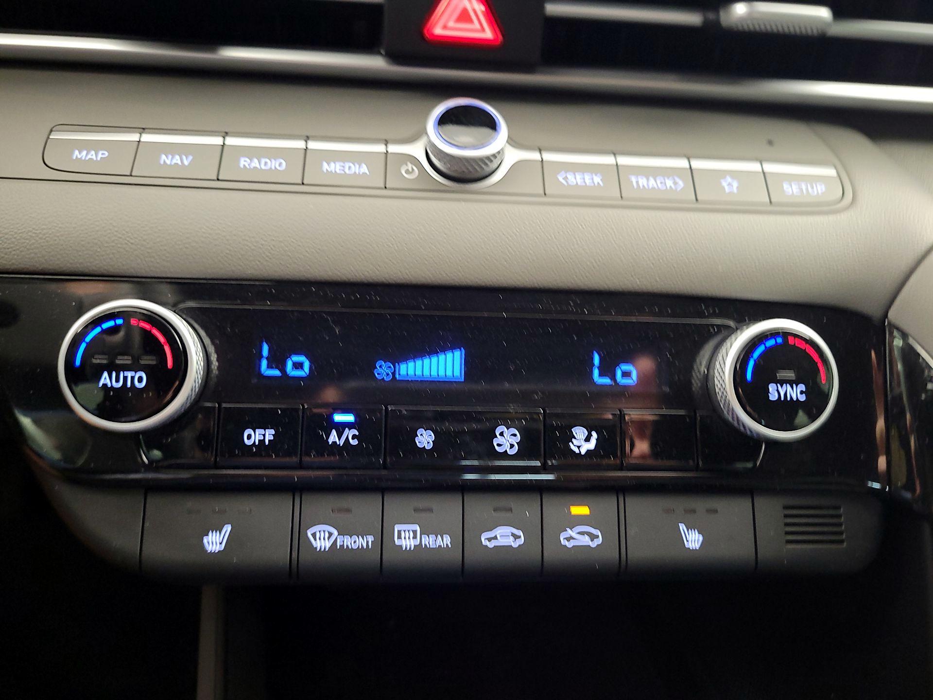 Thumbnail: 2023 Hyundai Elantra - 14