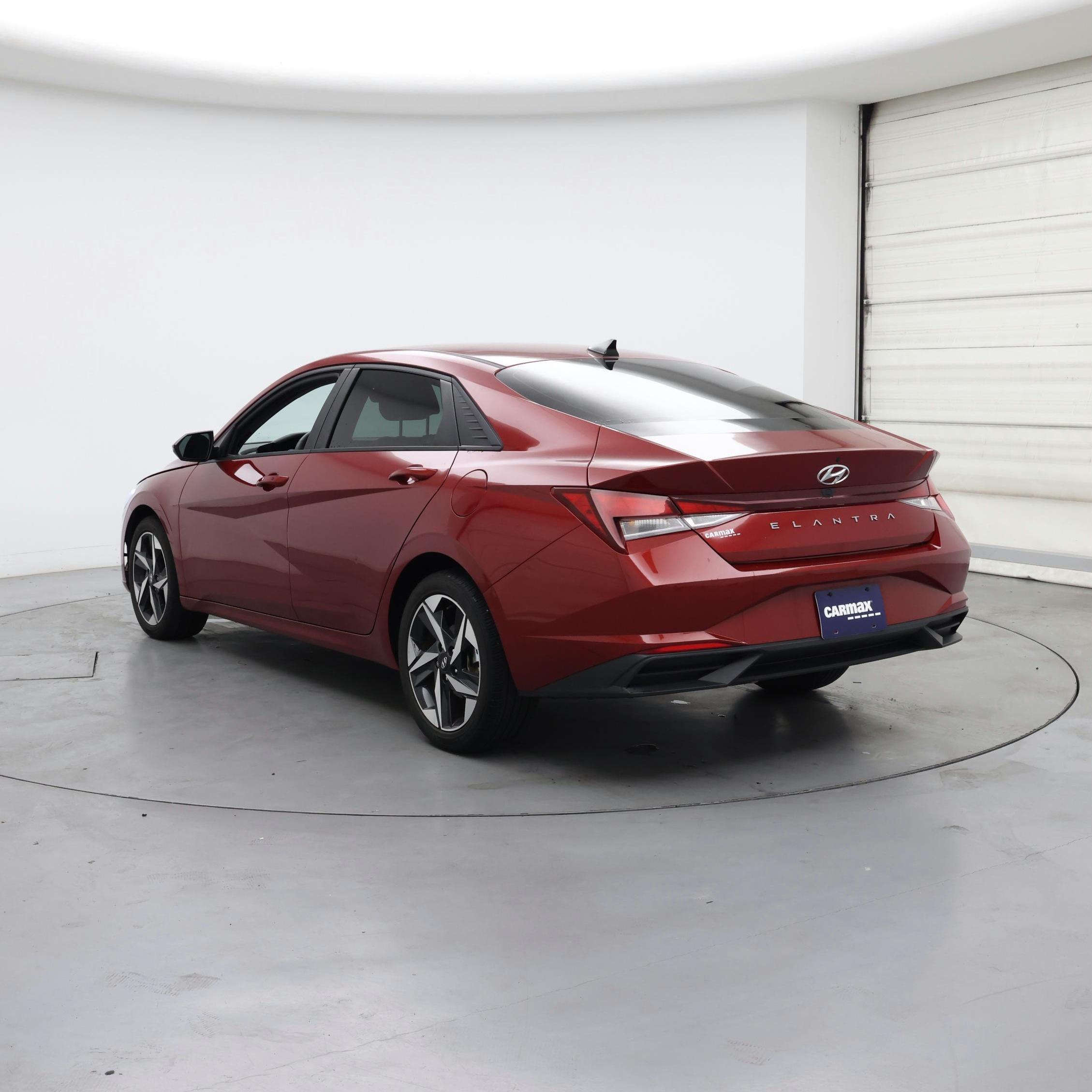 Thumbnail: 2023 Hyundai Elantra - 2